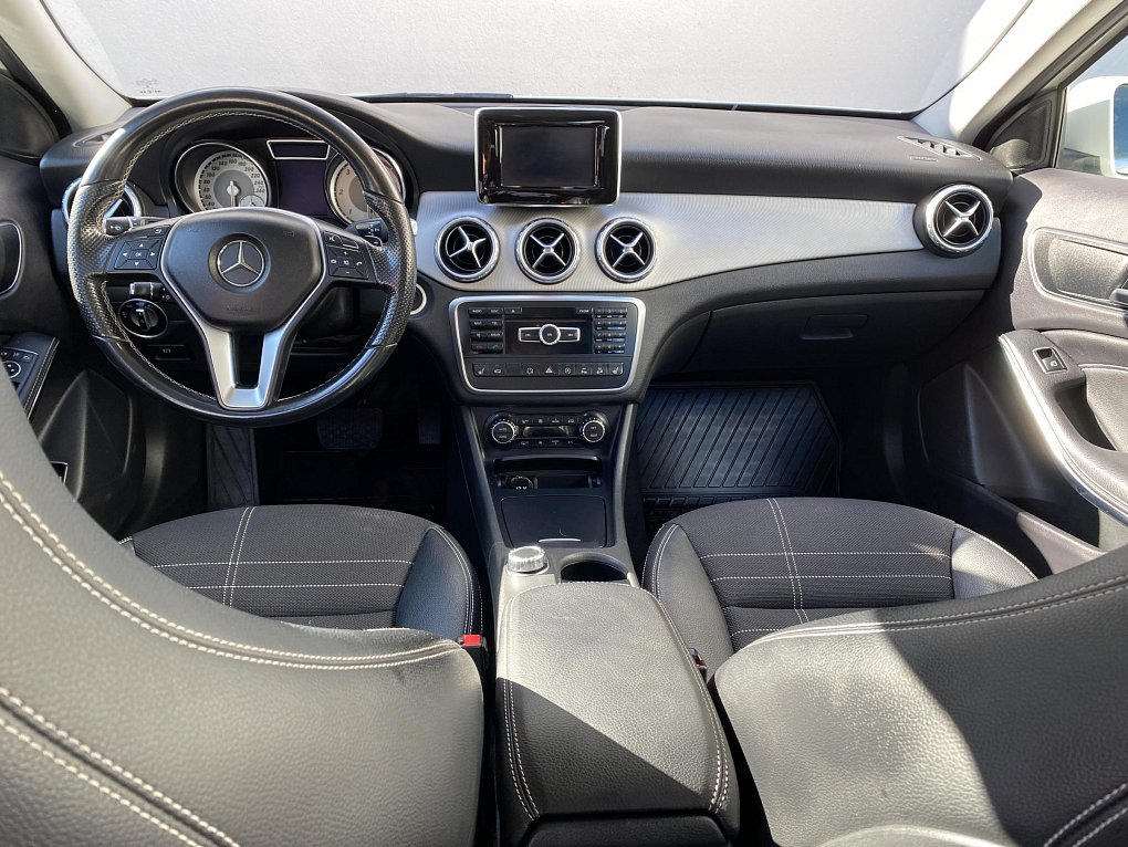 Mercedes-Benz GLA 2.2 CDi  220 4Matic