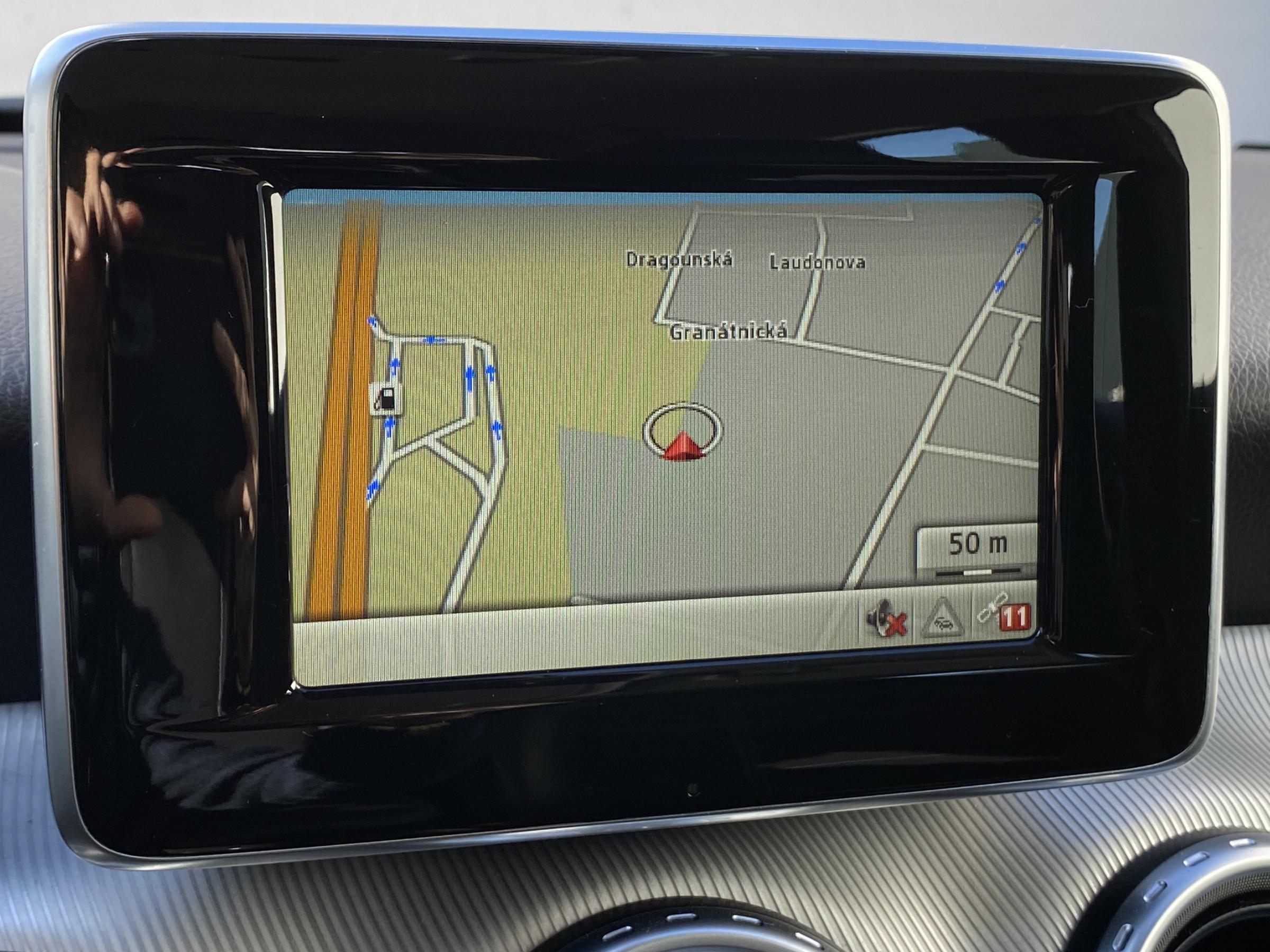 Mercedes-Benz GLA, 2015 - pohled č. 18