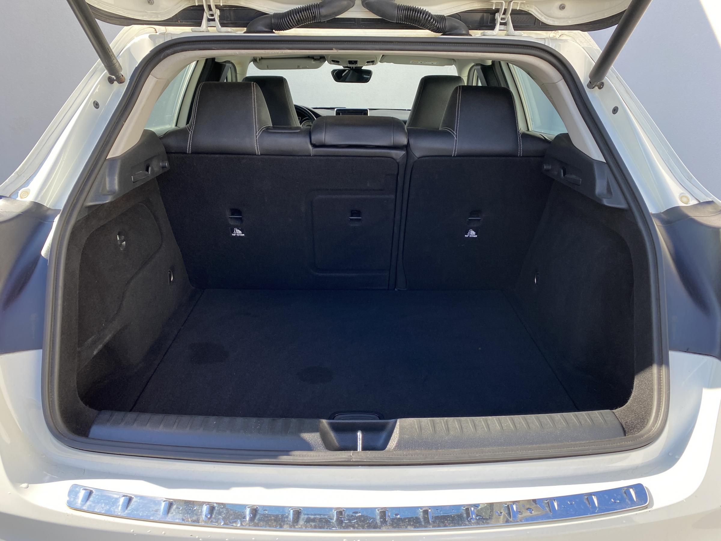 Mercedes-Benz GLA, 2015 - pohled č. 7