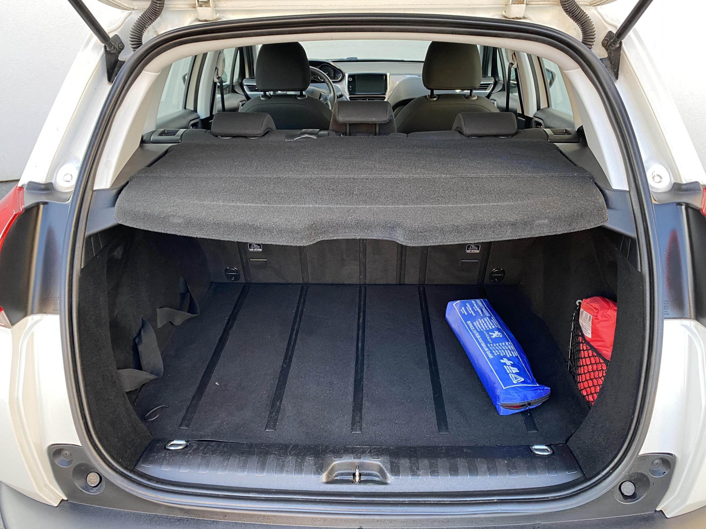 Peugeot 2008, 2014 - pohled č. 7