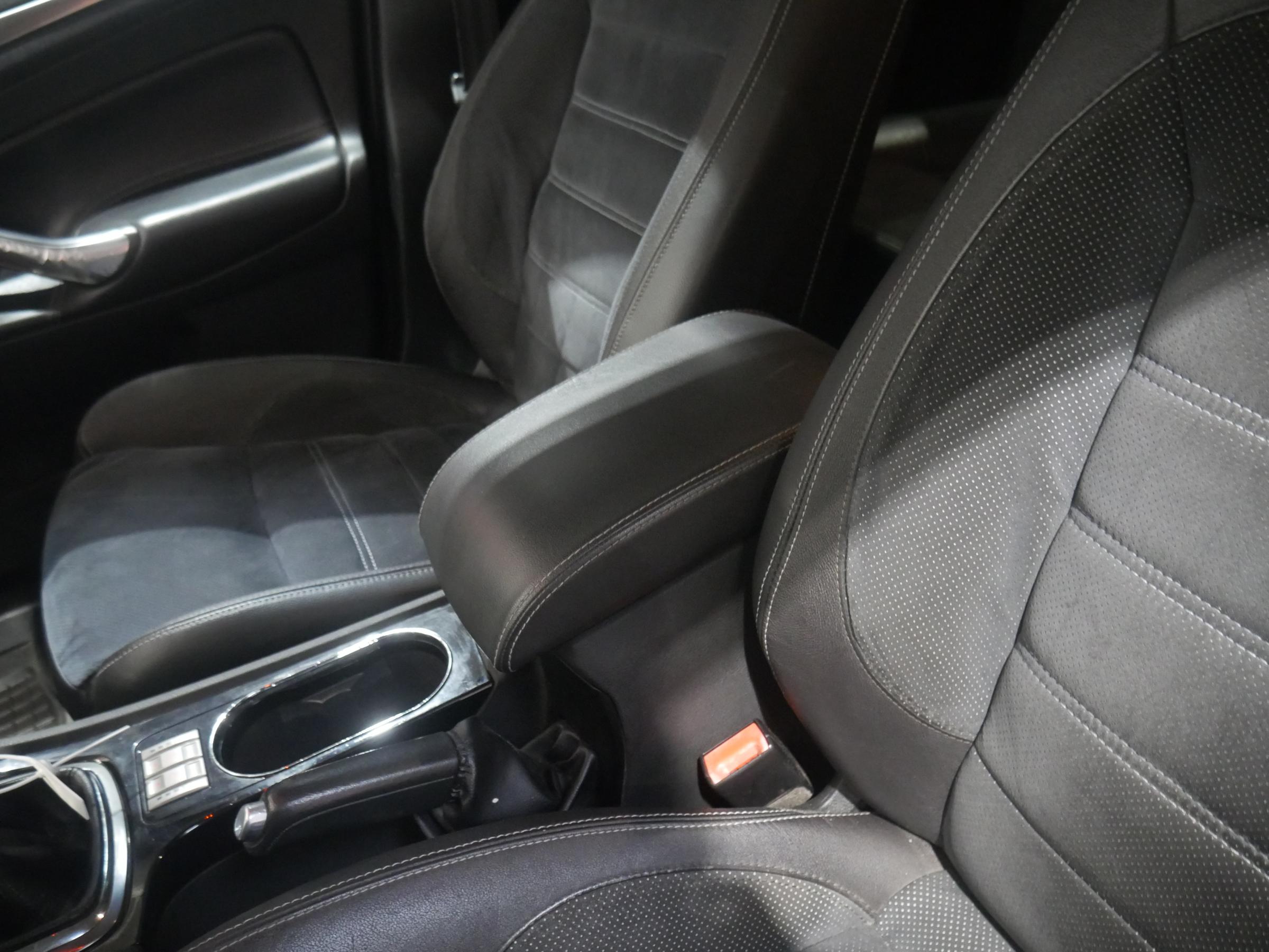 Ford Mondeo, 2010 - pohled č. 18