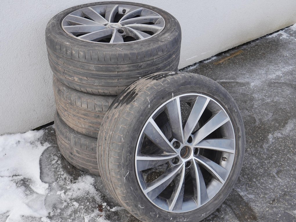 Škoda Superb III 2.0 TDi L&K 4x4