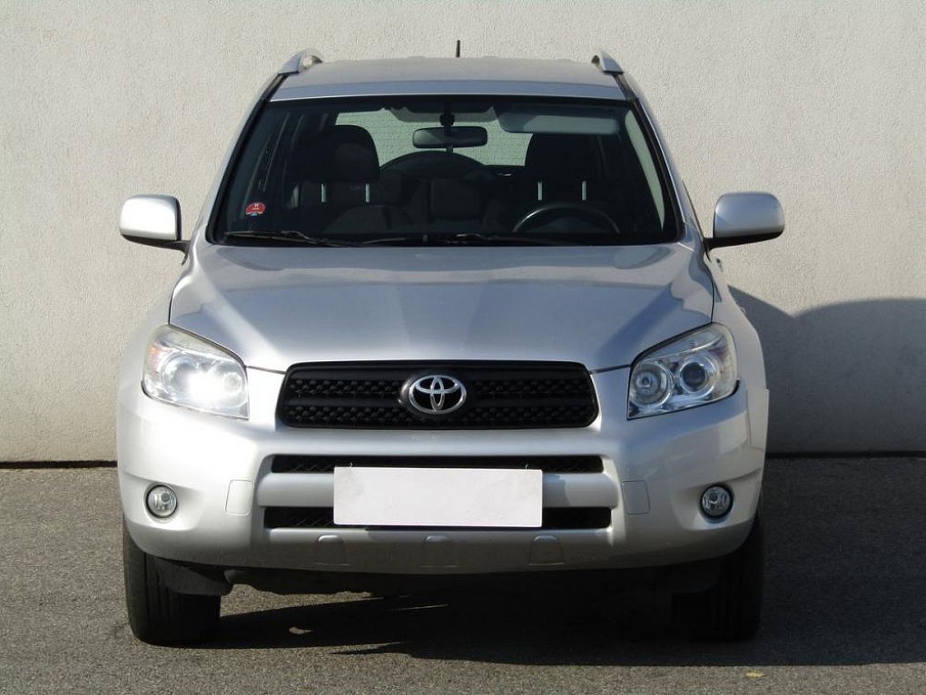 Toyota RAV4 2.2d 