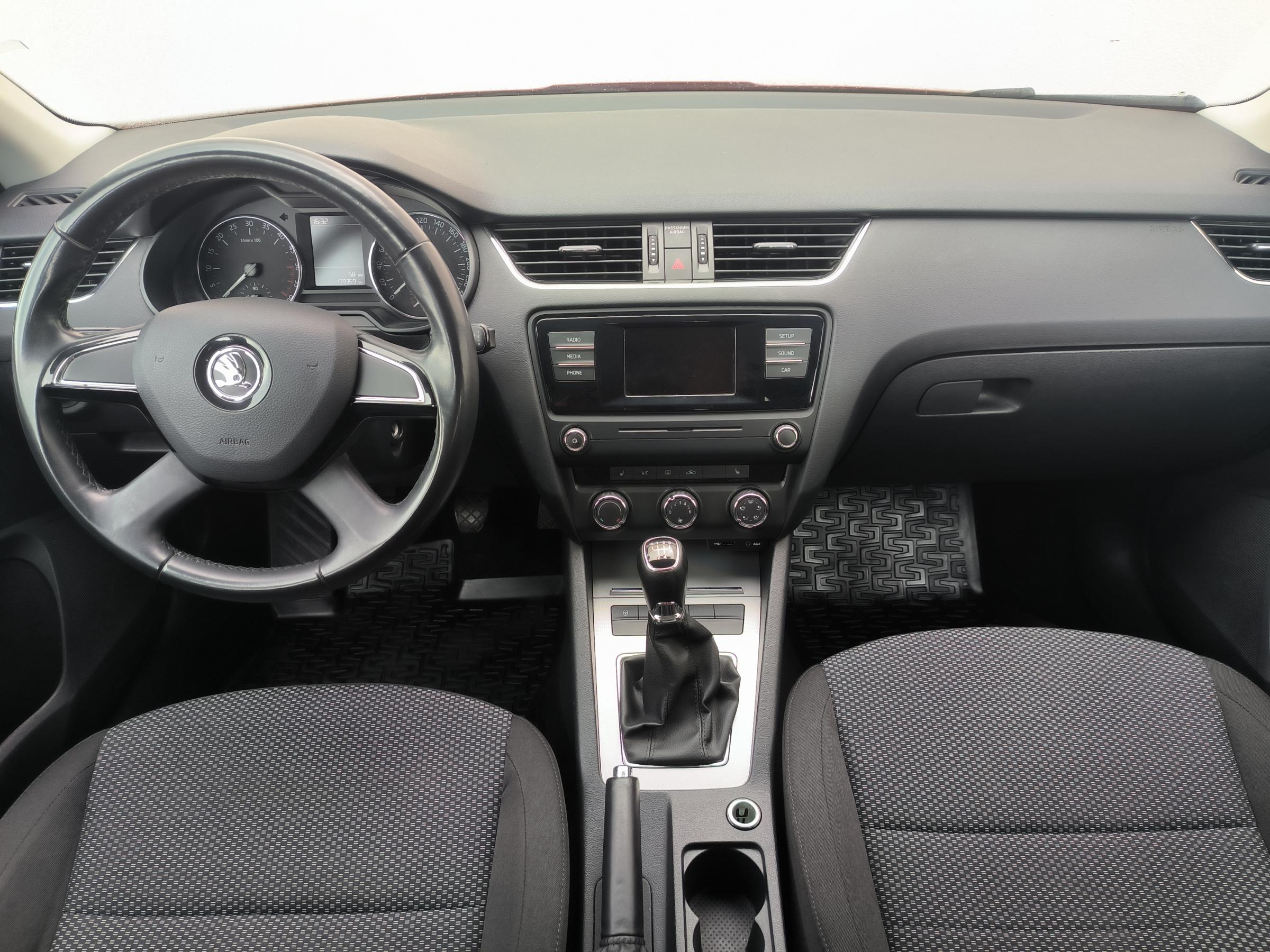 Škoda Octavia III, 2014 - pohled č. 8
