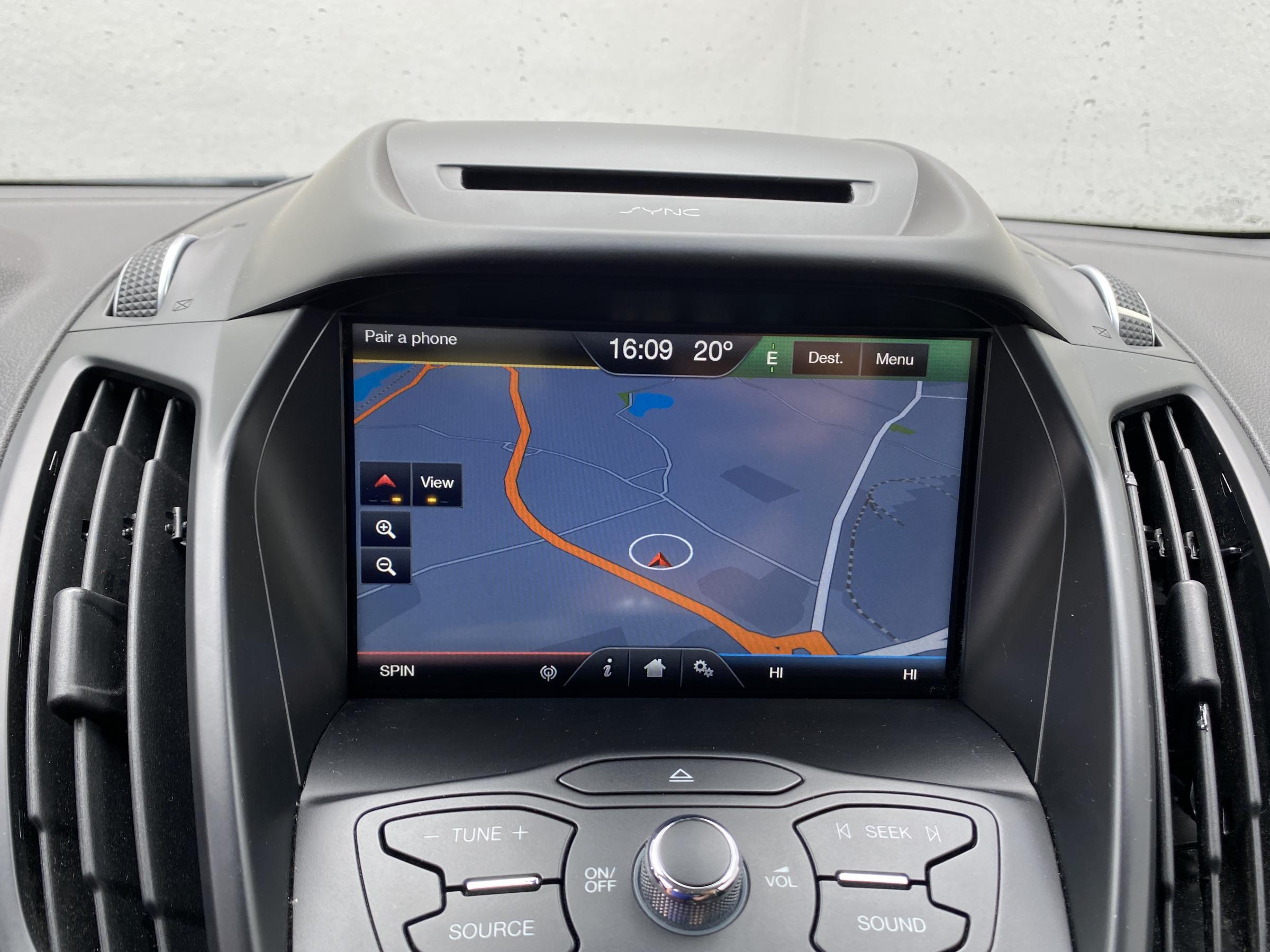 Ford Kuga, 2015 - pohled č. 12