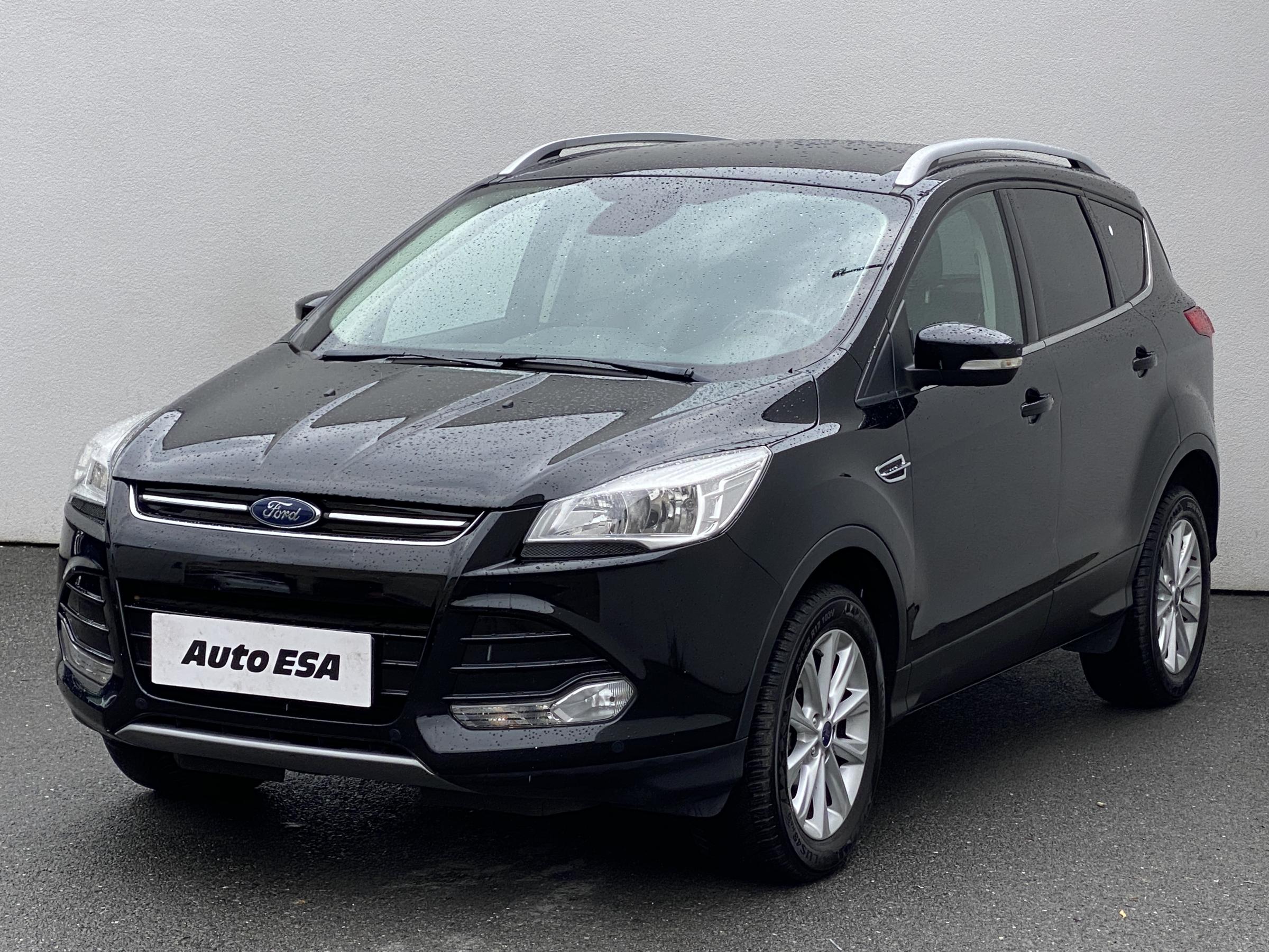 Ford Kuga, 2015 - pohled č. 3