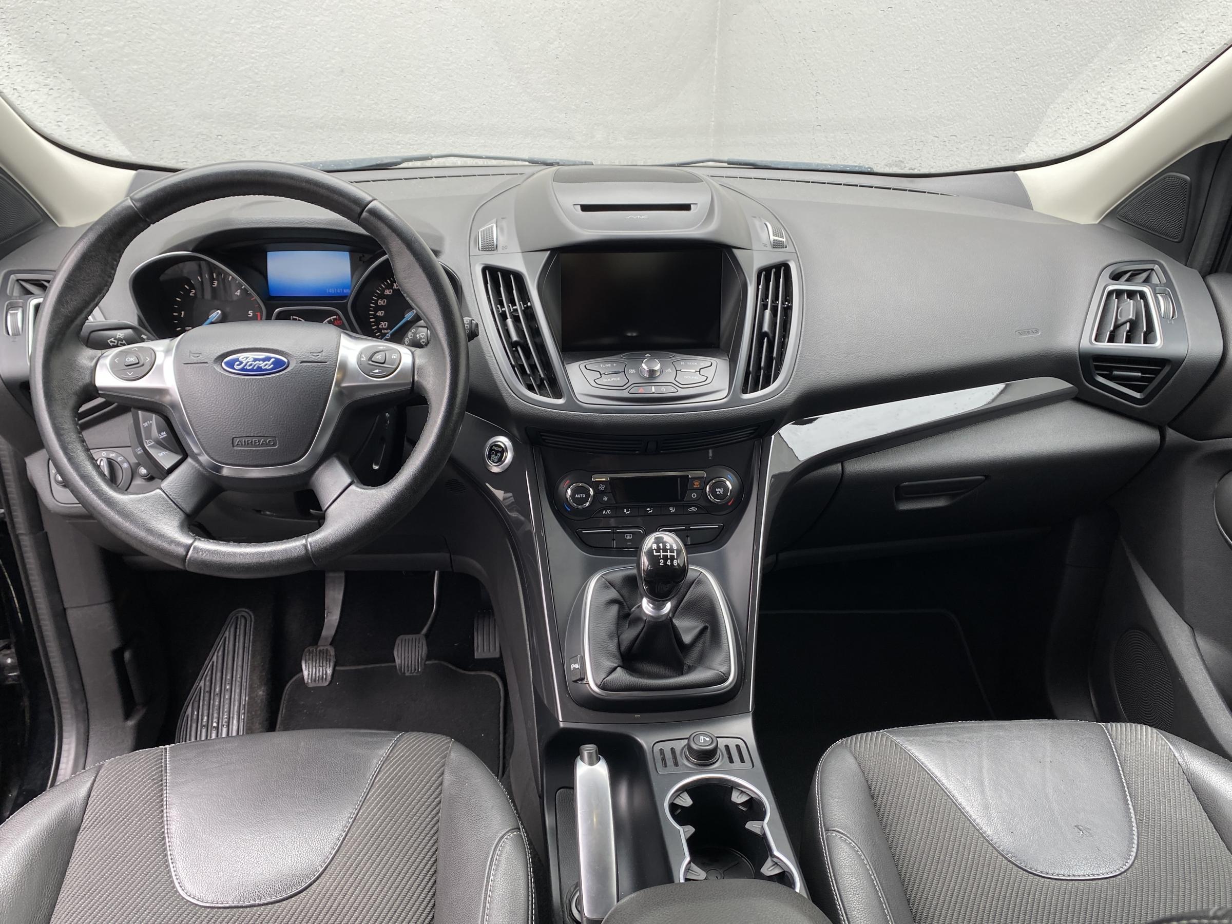 Ford Kuga, 2015 - pohled č. 8