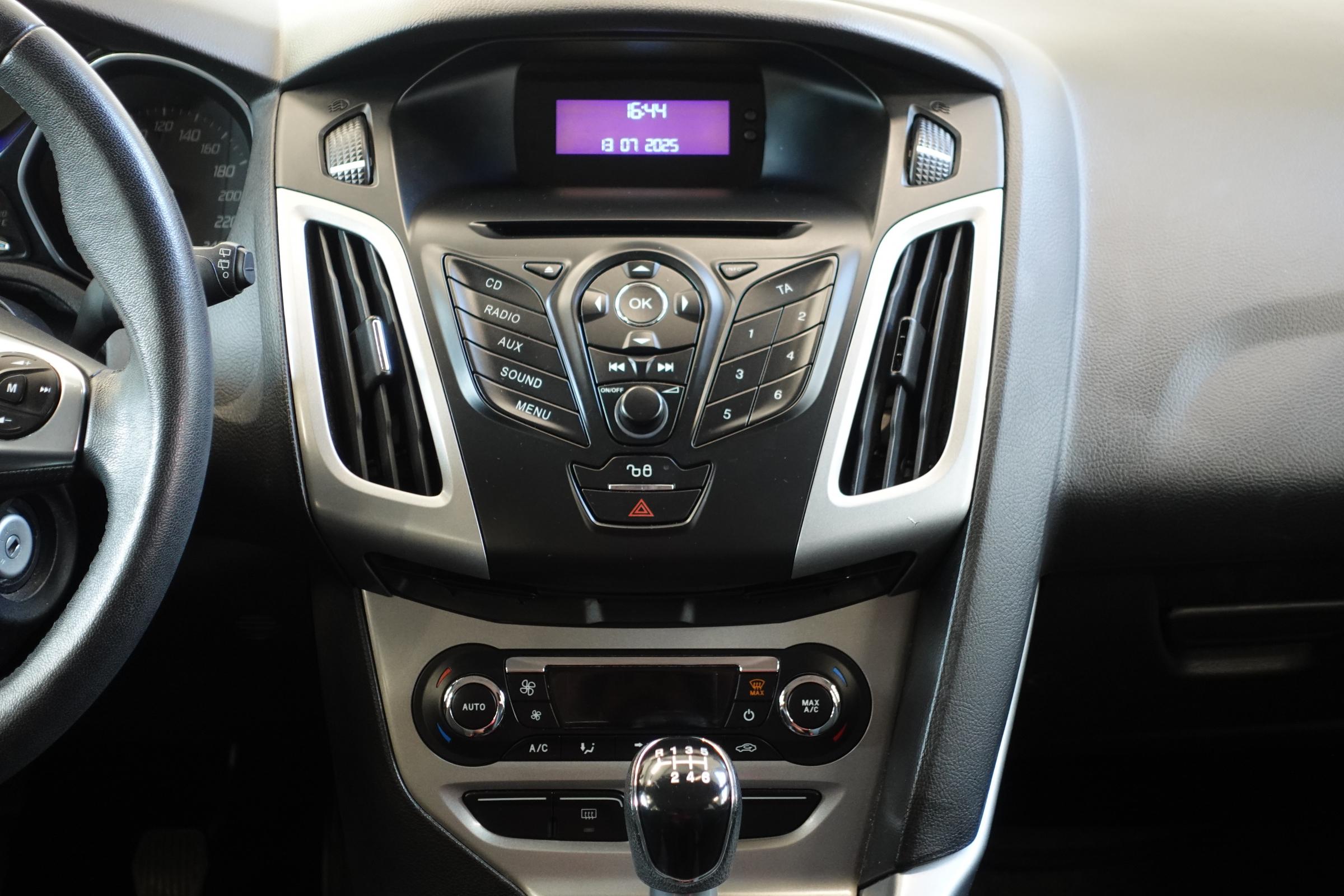 Ford Focus, 2012 - pohled č. 10