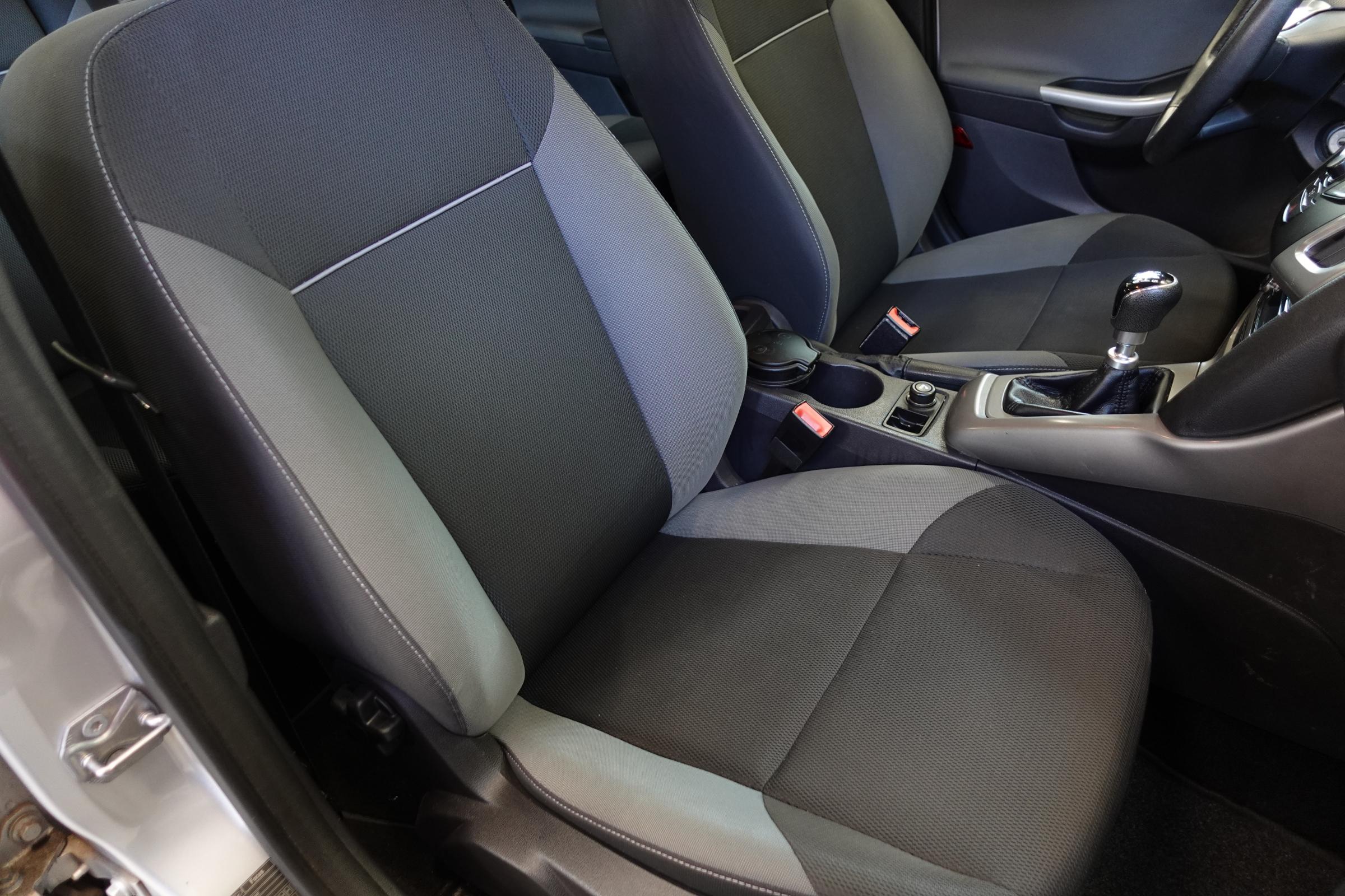 Ford Focus, 2012 - pohled č. 13