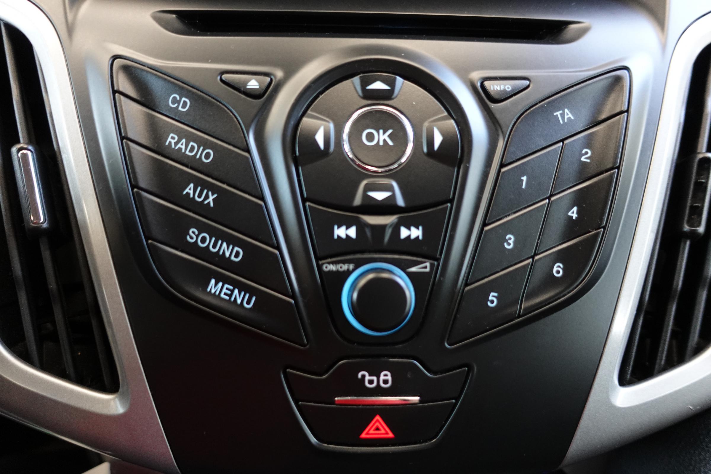 Ford Focus, 2012 - pohled č. 17