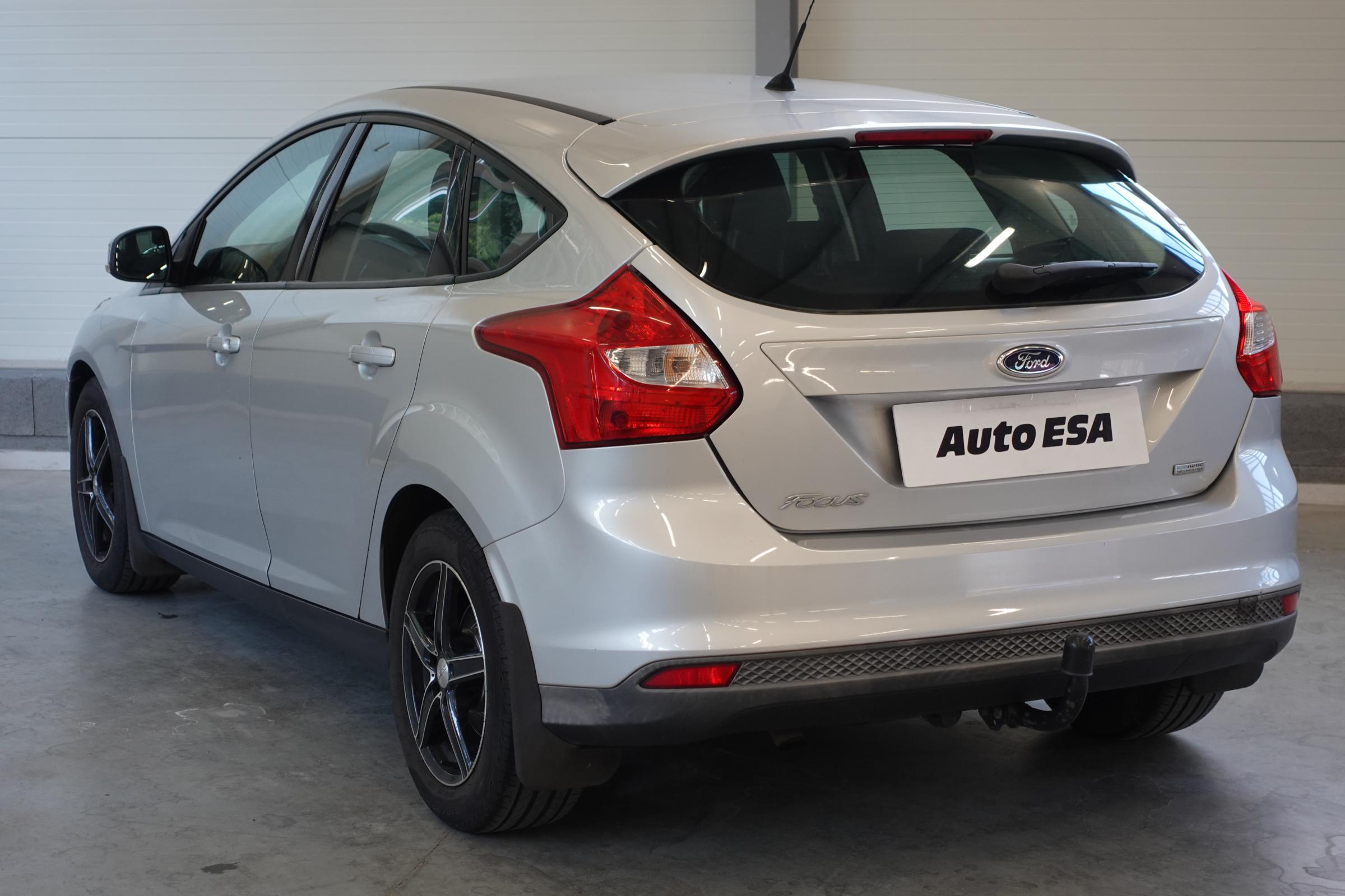 Ford Focus, 2012 - pohled č. 4