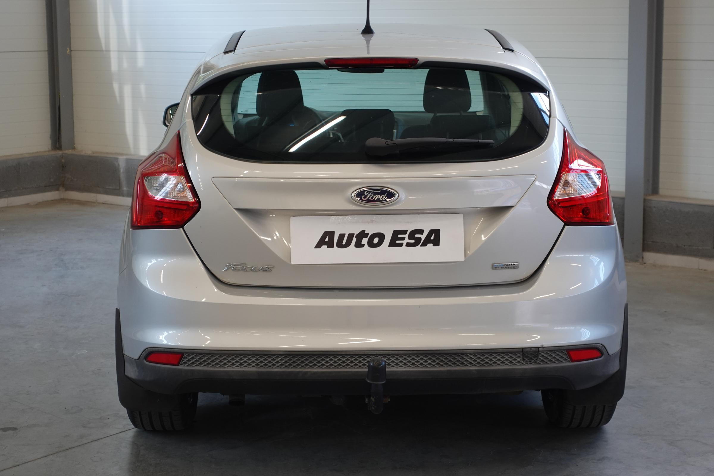 Ford Focus, 2012 - pohled č. 5