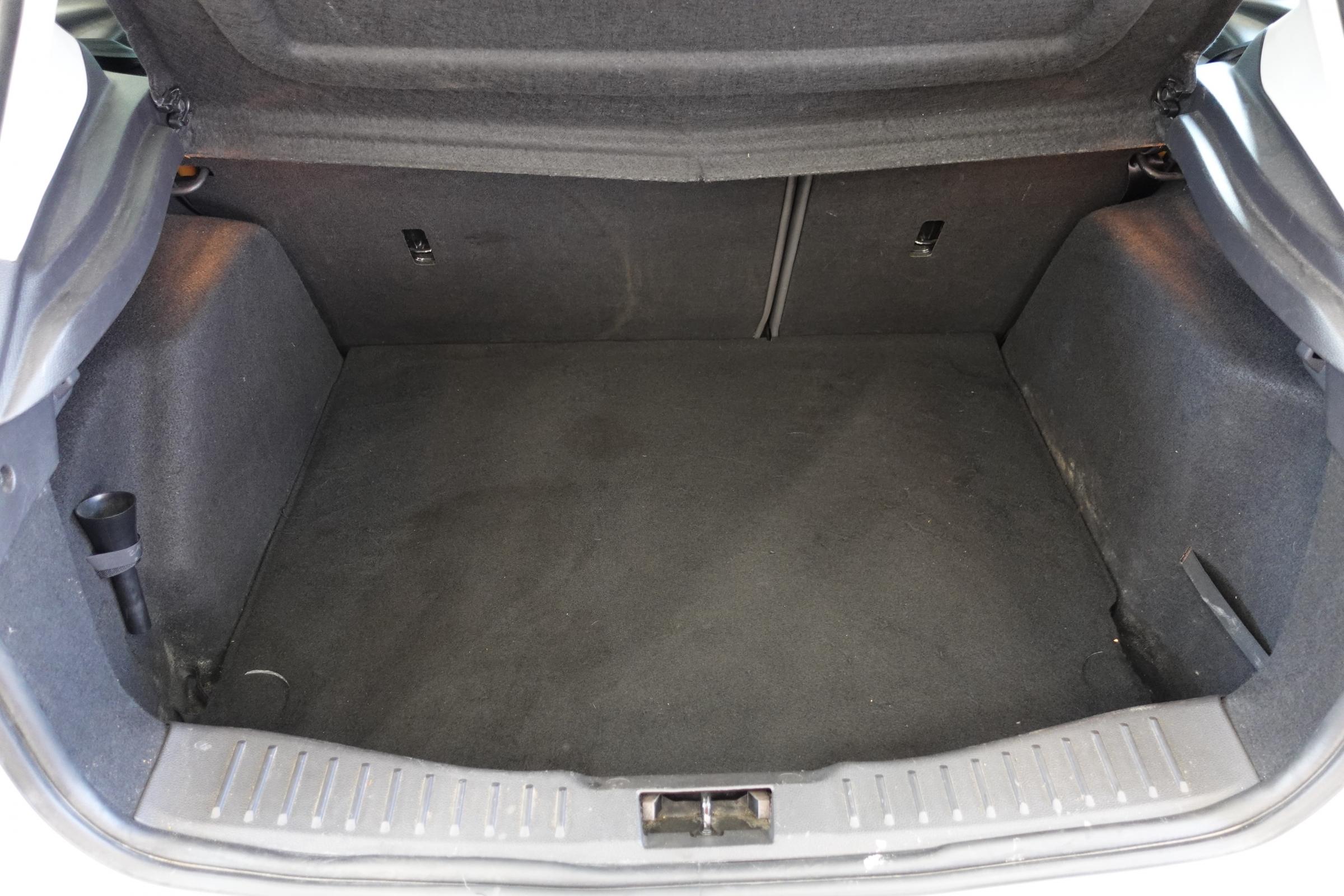 Ford Focus, 2012 - pohled č. 8