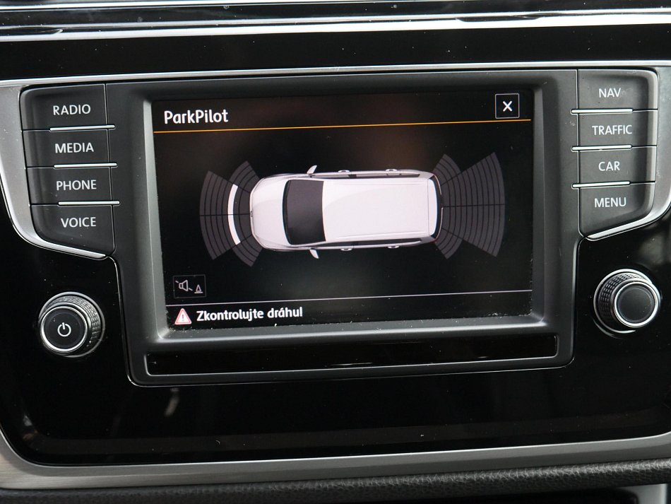 Volkswagen Touran 2.0 TDi 