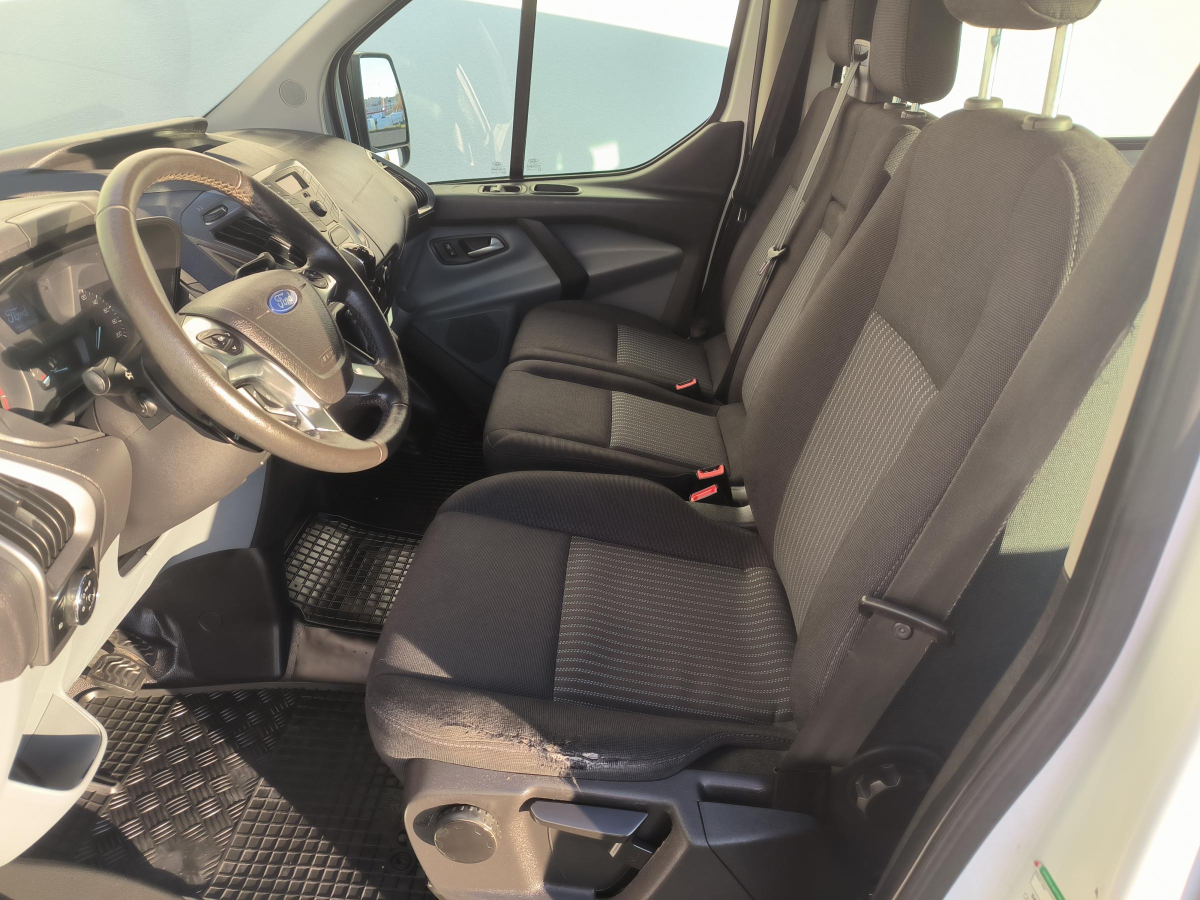 Ford Transit Custom, 2016 - pohled č. 9
