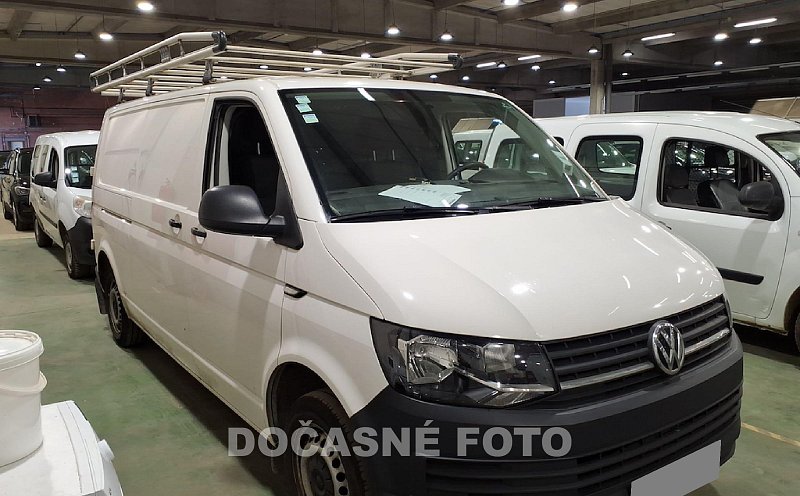 Volkswagen Transporter 2.0TDi  L2H1