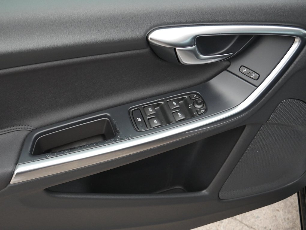 Volvo S60 2.0 D3 