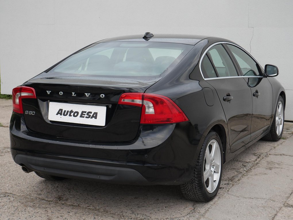 Volvo S60 2.0 D3 