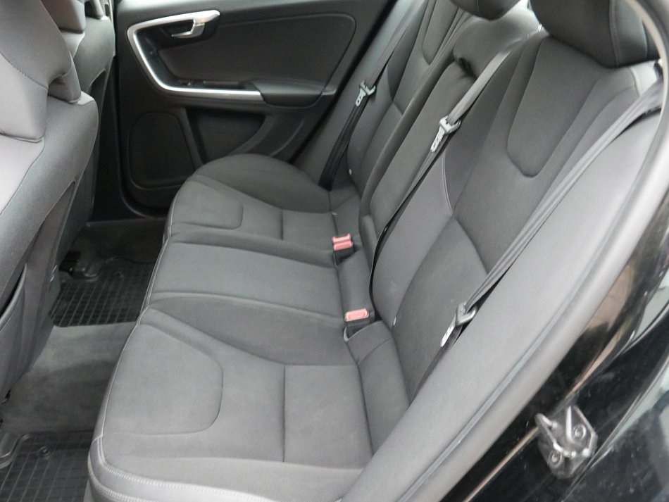 Volvo S60 2.0 D3 