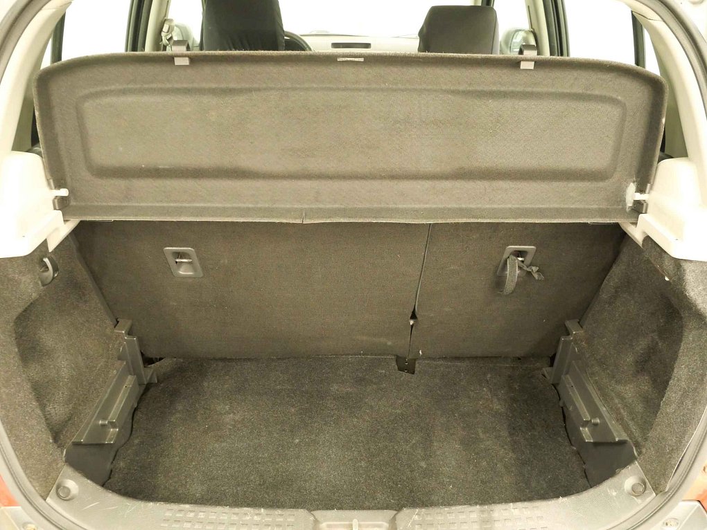 Suzuki Swift 1.3i 