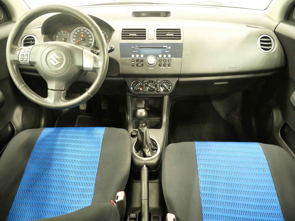 Suzuki Swift 1.3i 