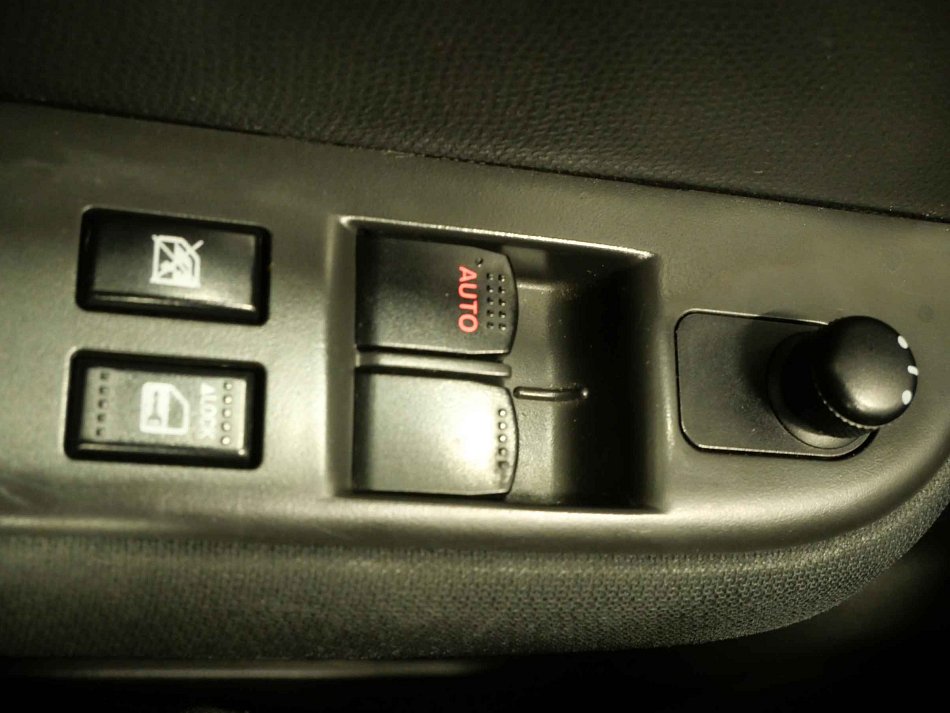 Suzuki Swift 1.3i 
