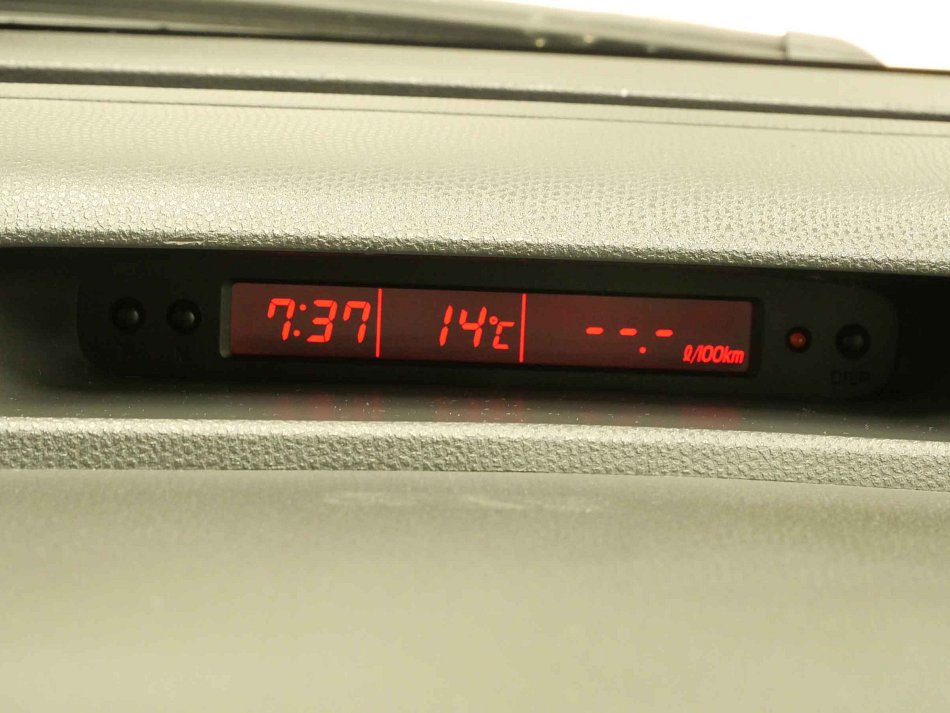 Suzuki Swift 1.3i 