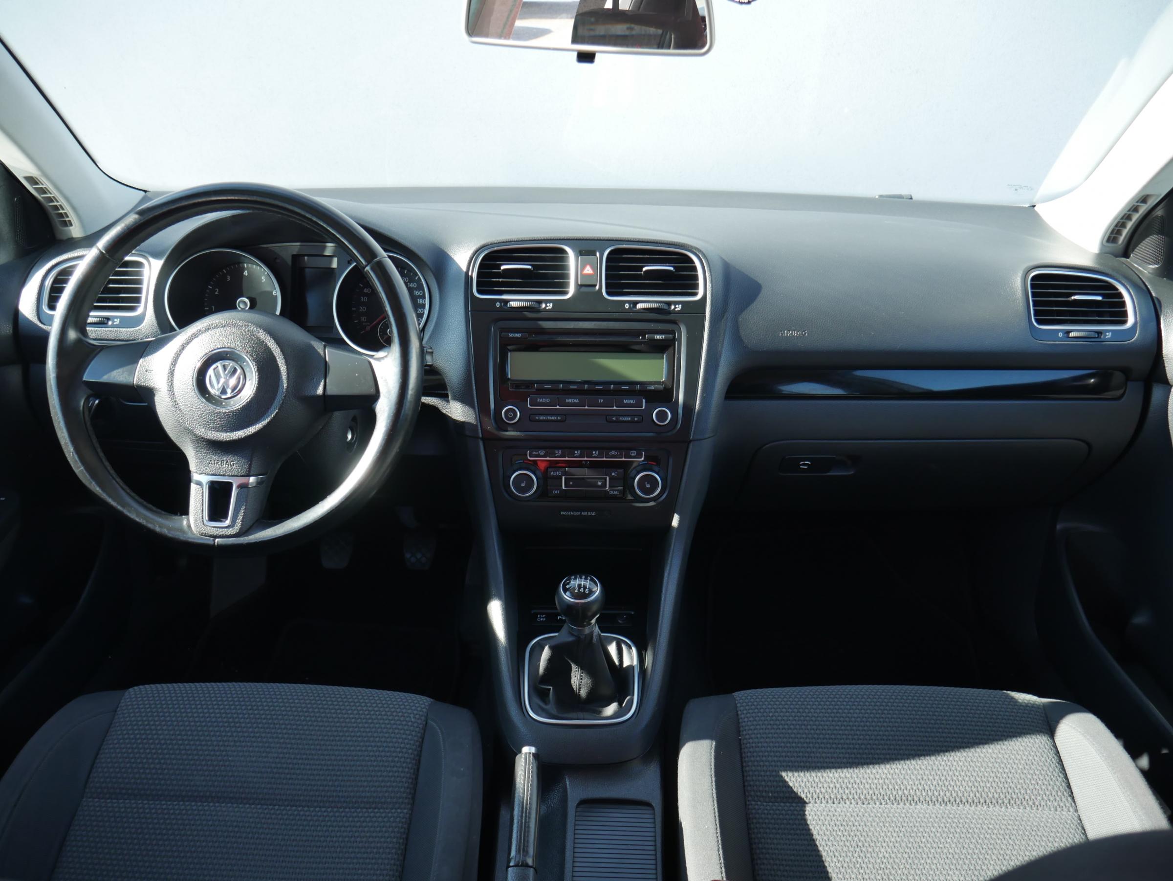 Volkswagen Golf, 2010 - pohled č. 8