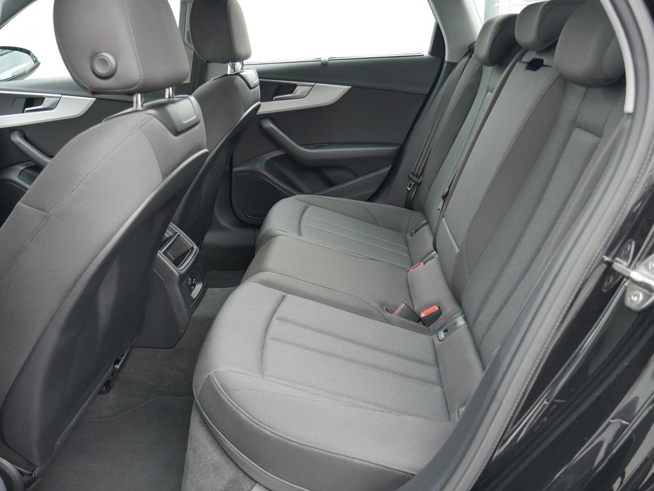 Audi A4 2.0 TDi  quattro