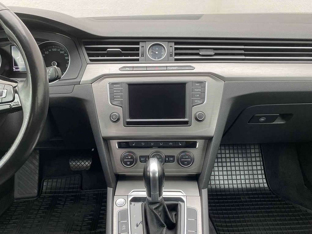 Volkswagen Passat 2.0 TDi 