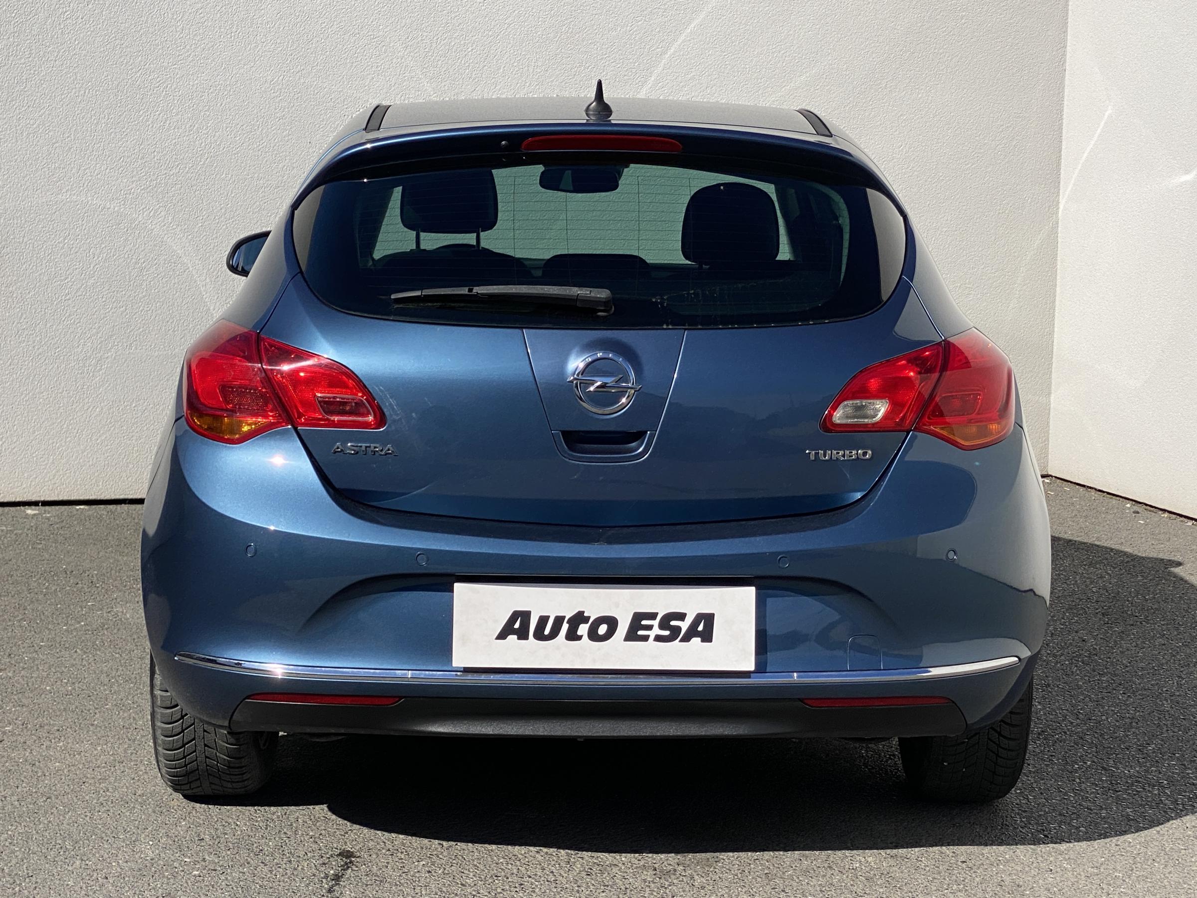 Opel Astra, 2015 - pohled č. 5