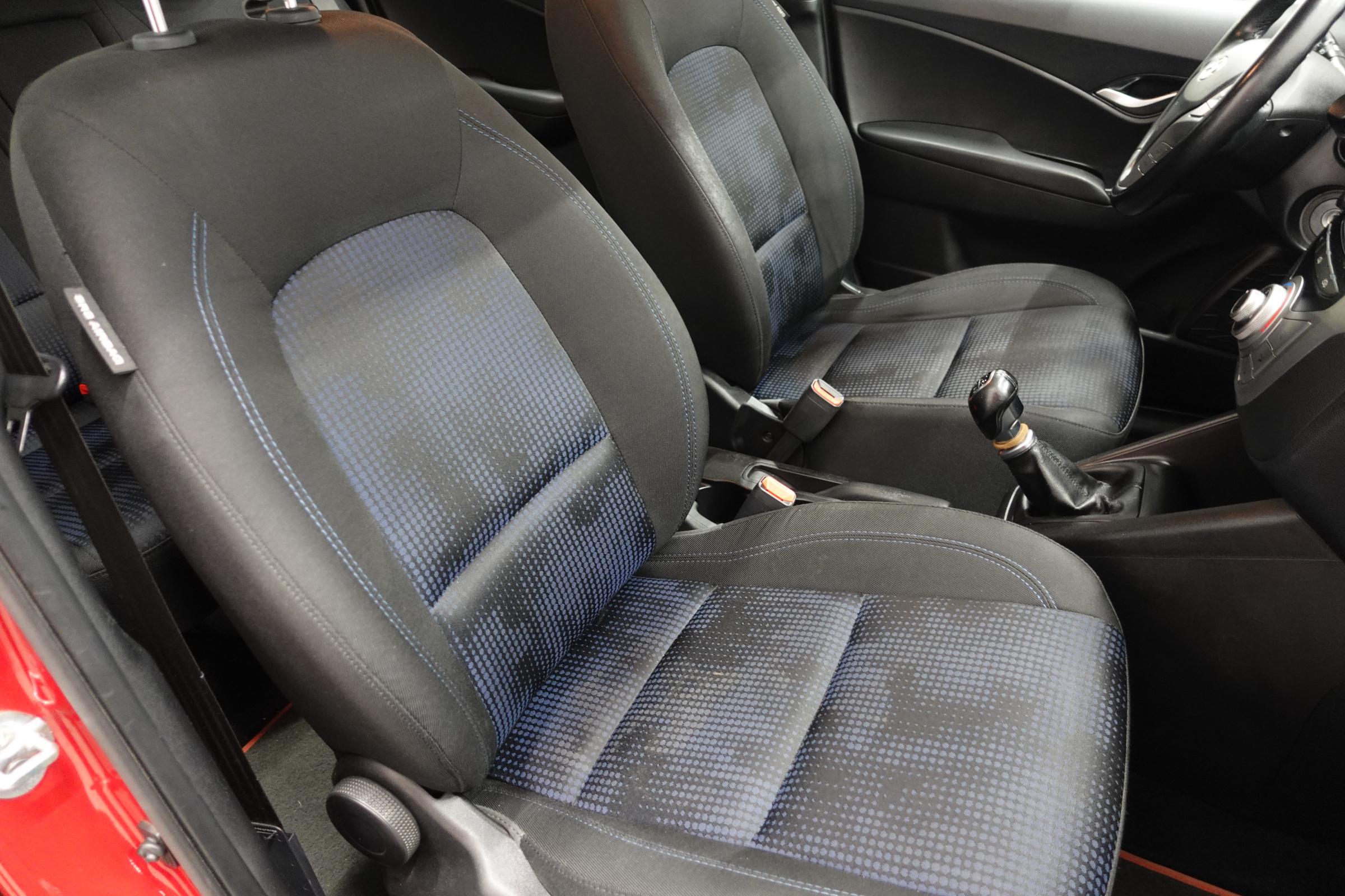 Hyundai ix20, 2012 - pohled č. 12