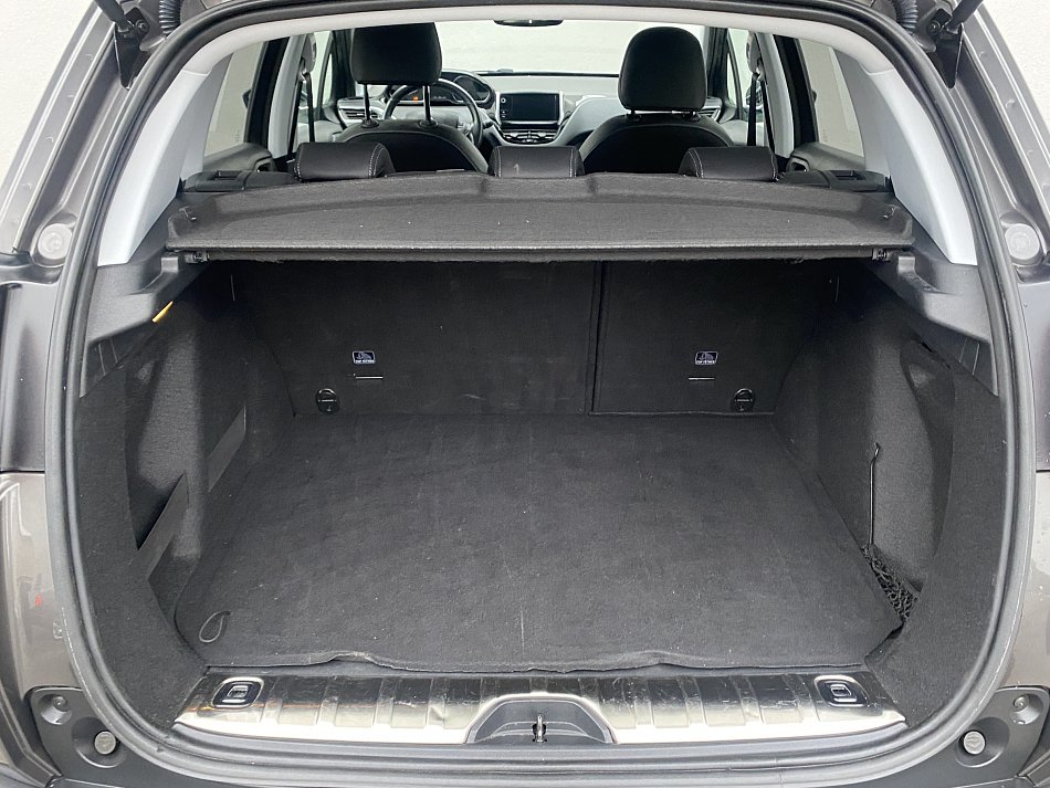 Peugeot 2008 1.2PT Allure