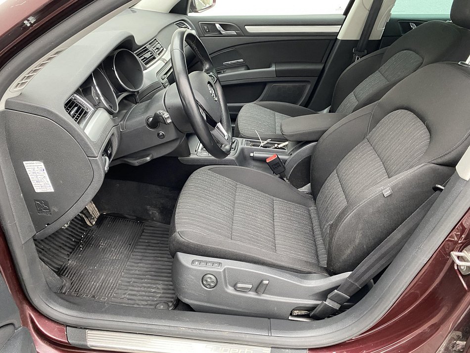 Škoda Superb II 2.0 TDi Elegance