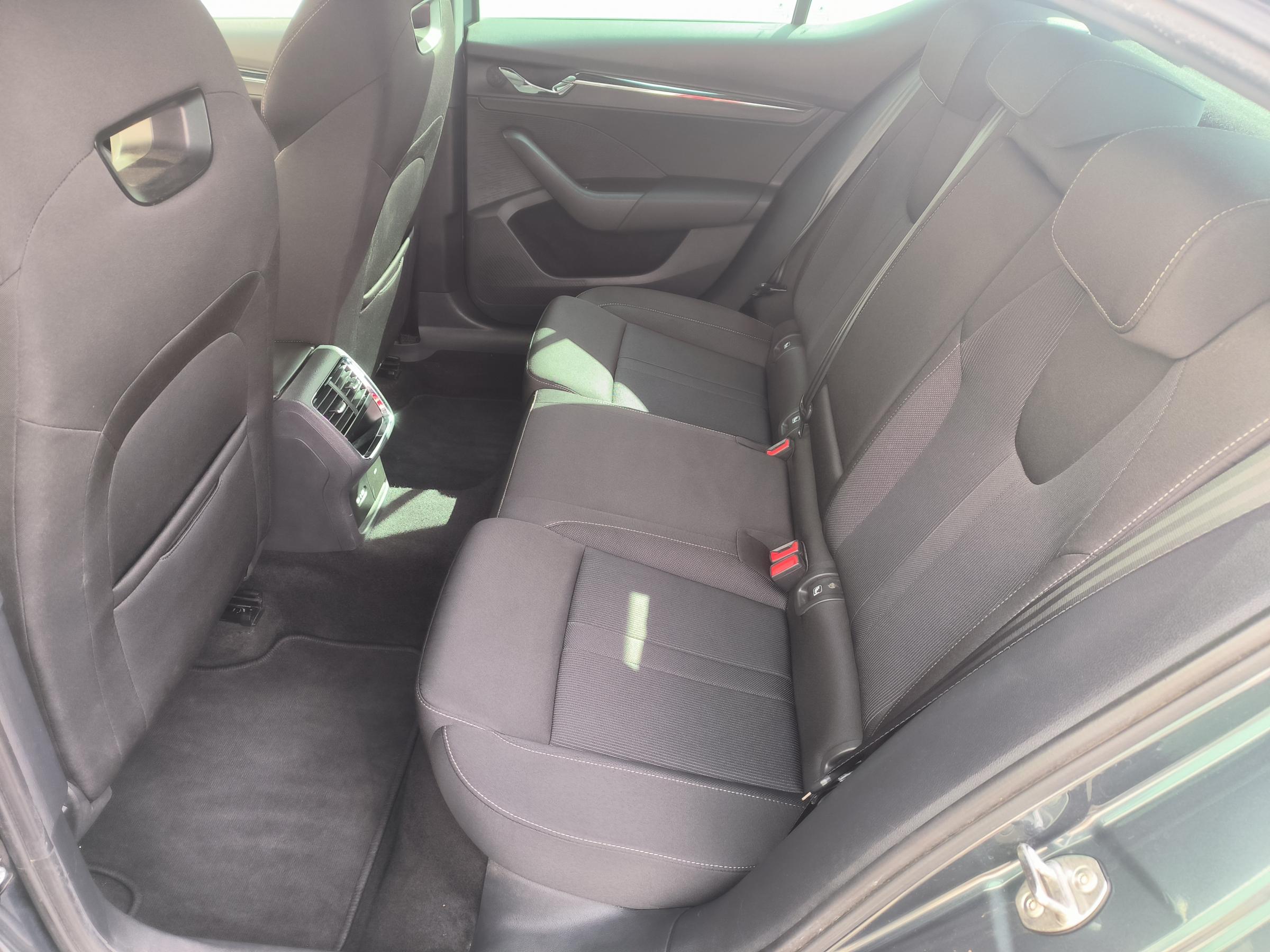 Škoda Octavia IV, 2021 - pohled č. 11