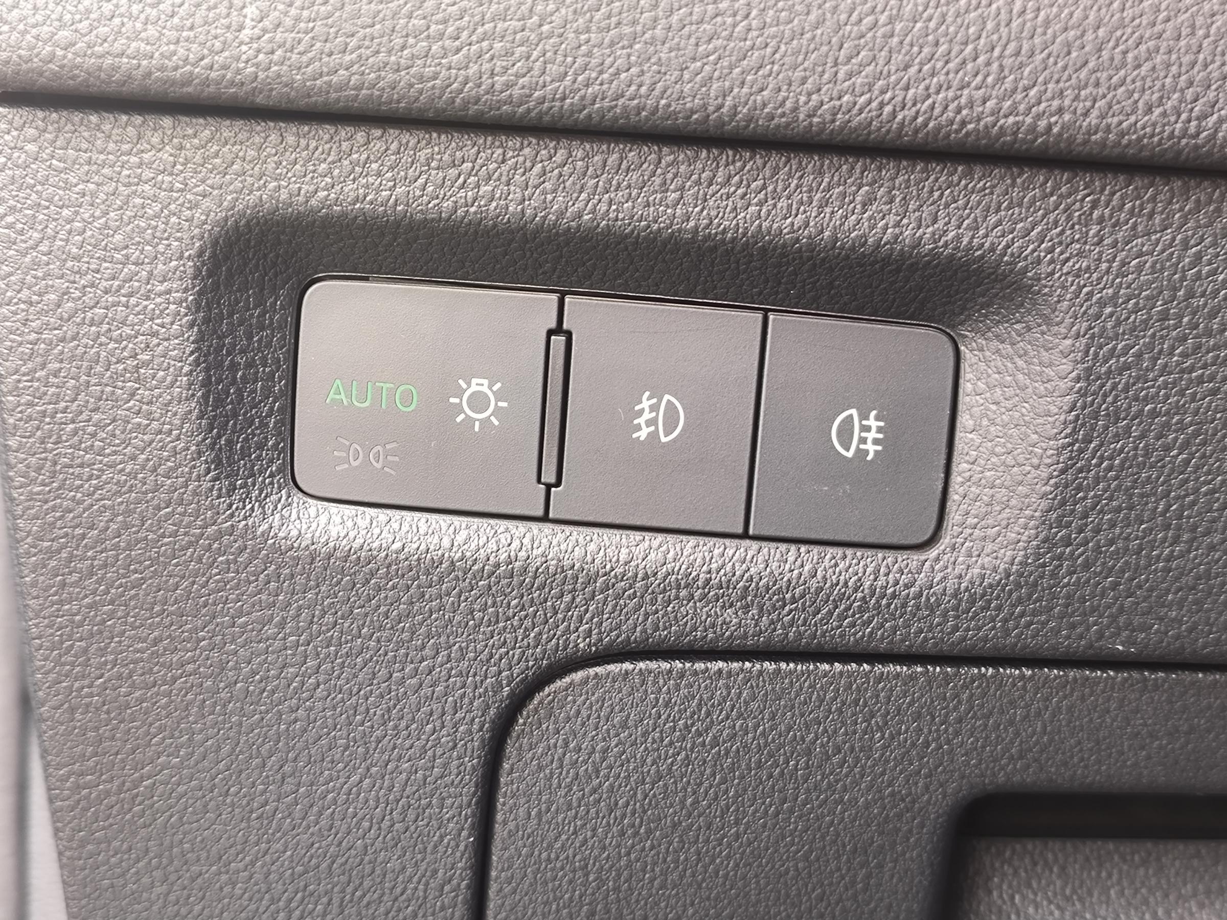 Škoda Octavia IV, 2021 - pohled č. 27