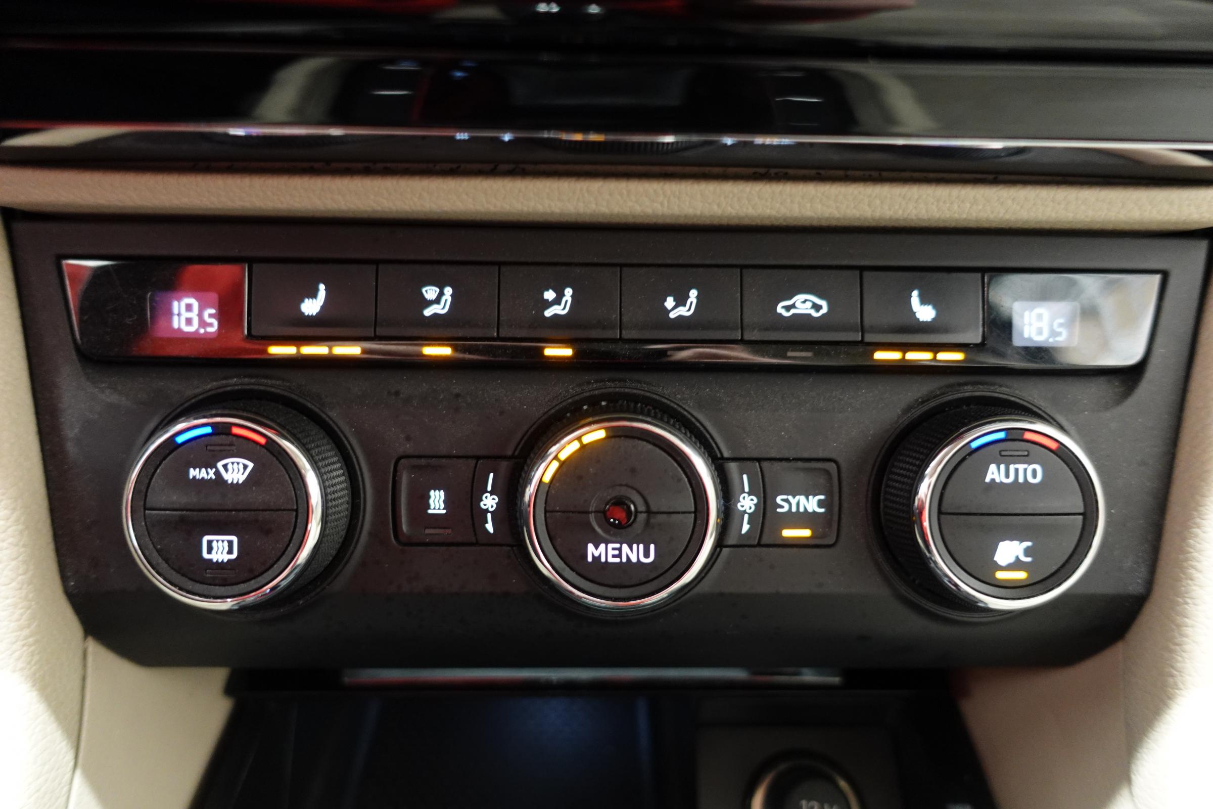 Škoda Superb III, 2015 - pohled č. 19