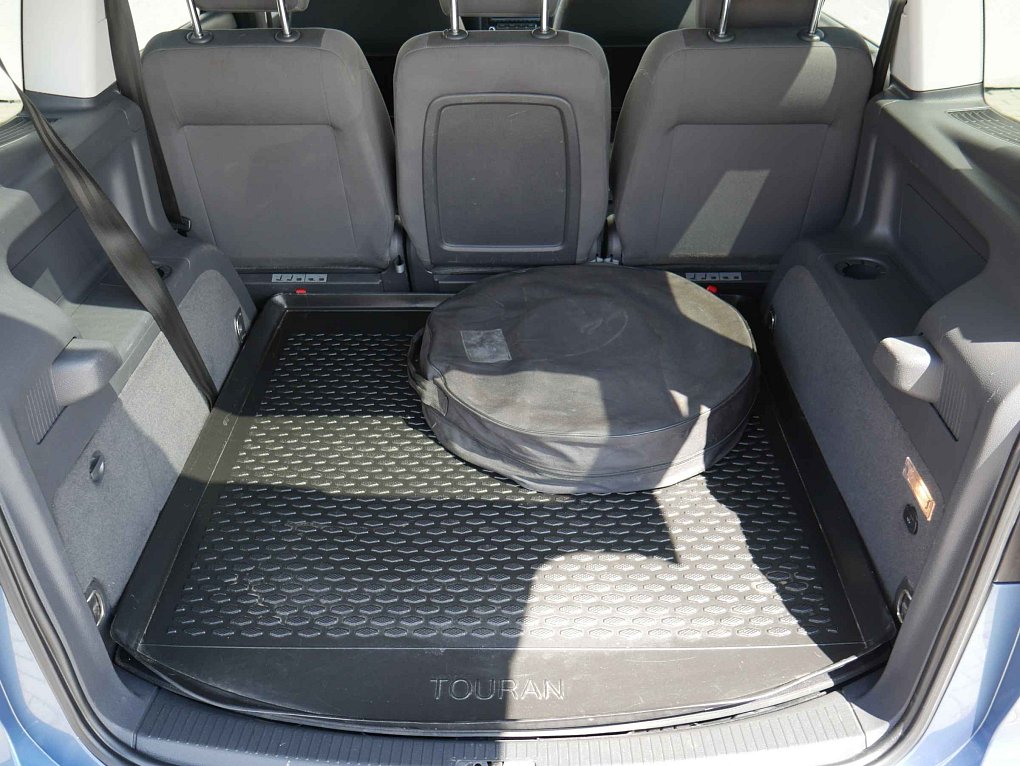 Volkswagen Touran 2.0 TDI 