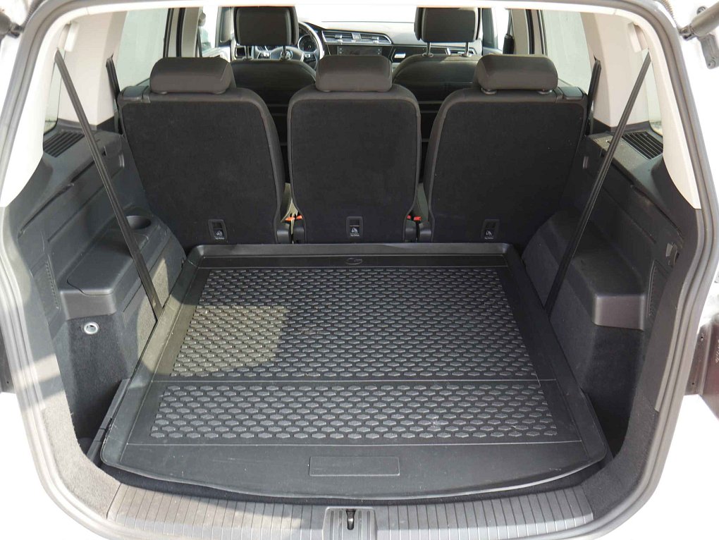 Volkswagen Touran 2.0TDi 