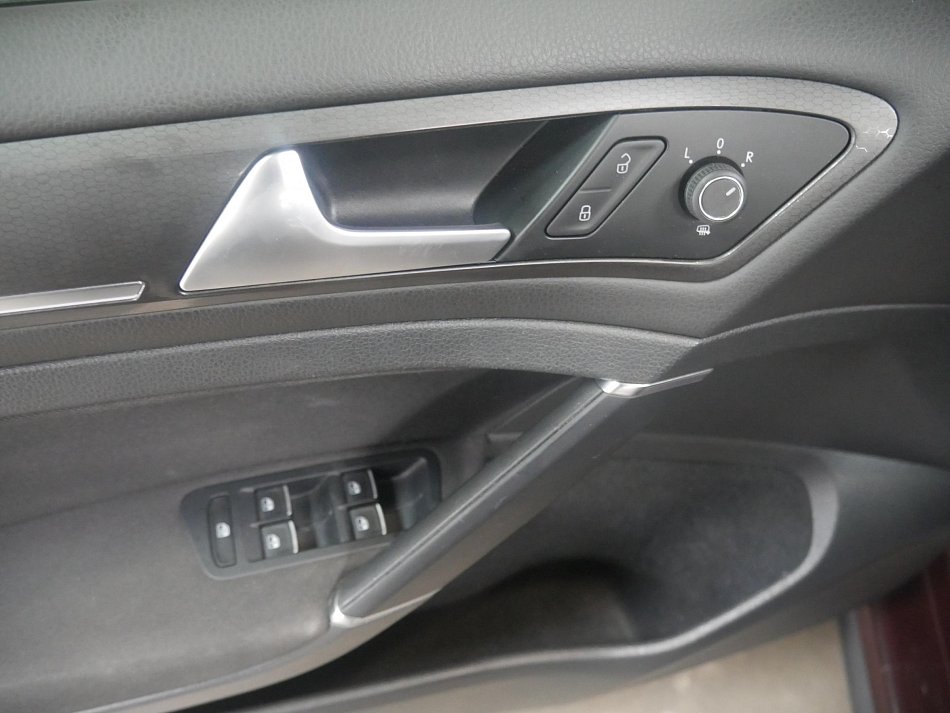 Volkswagen Golf 2.0 TDi GTD