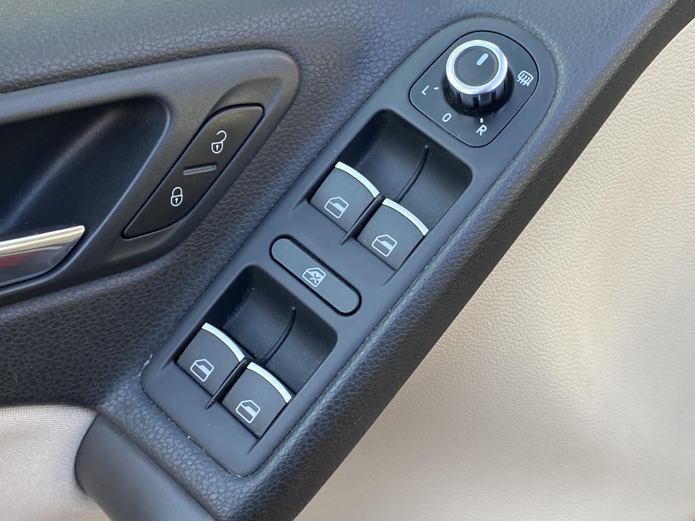 Volkswagen Golf, 2009 - pohled č. 11