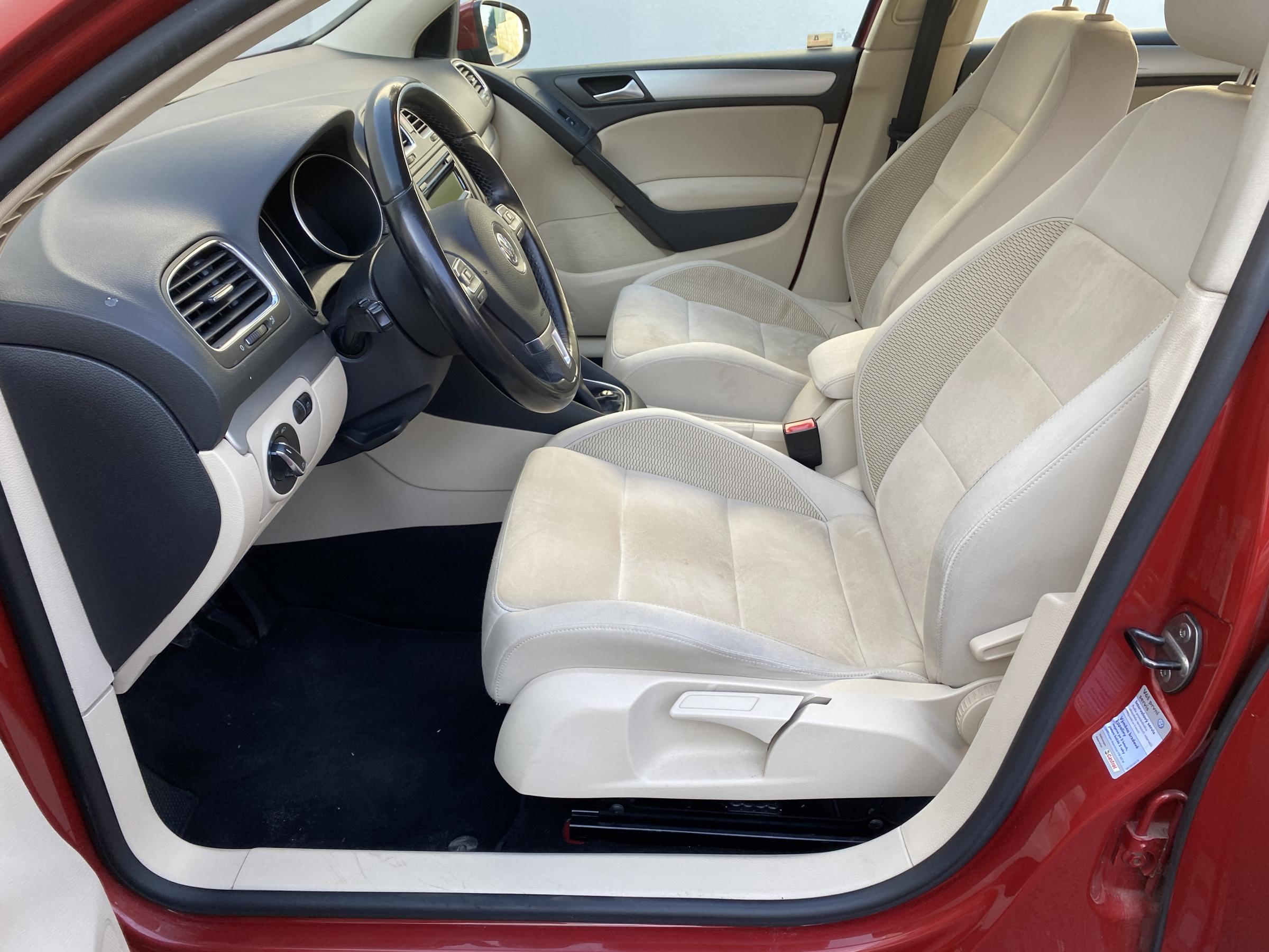 Volkswagen Golf, 2009 - pohled č. 9