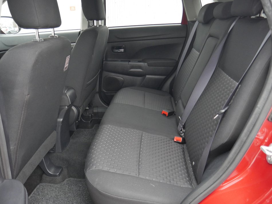 Mitsubishi ASX 1.8 DI-D  4x4