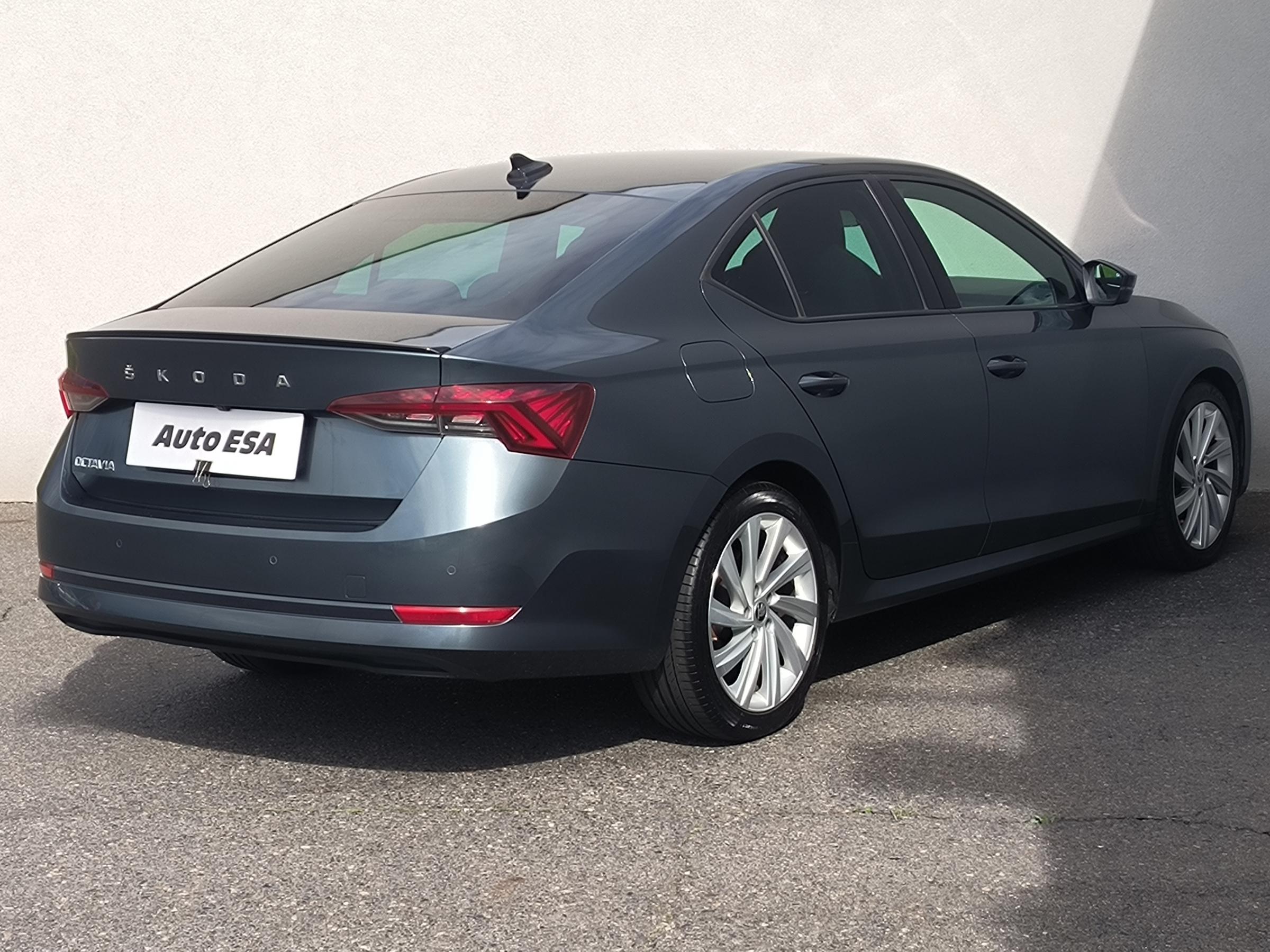 Škoda Octavia IV, 2021 - pohled č. 4