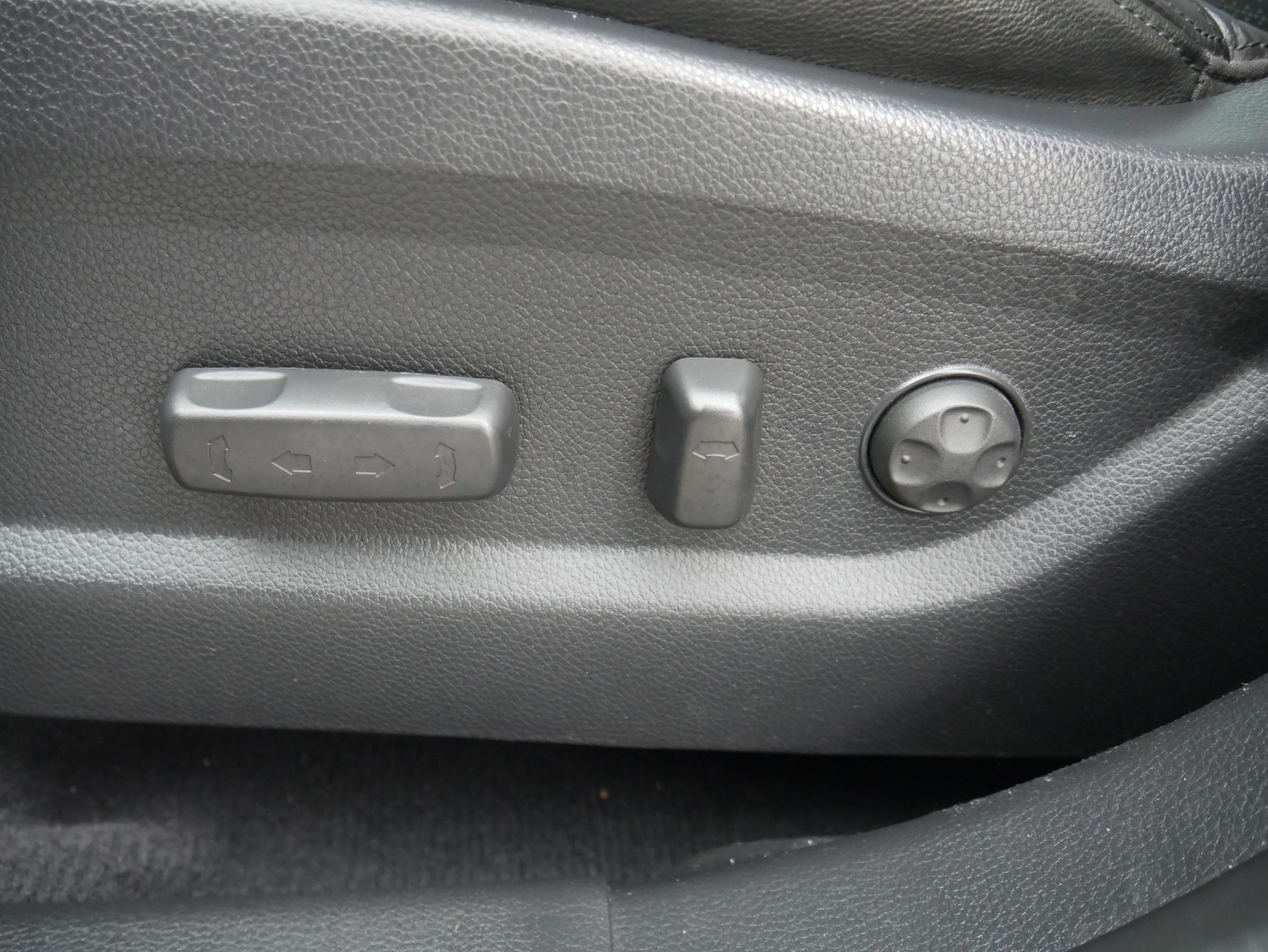 Hyundai Santa Fe, 2014 - pohled č. 17