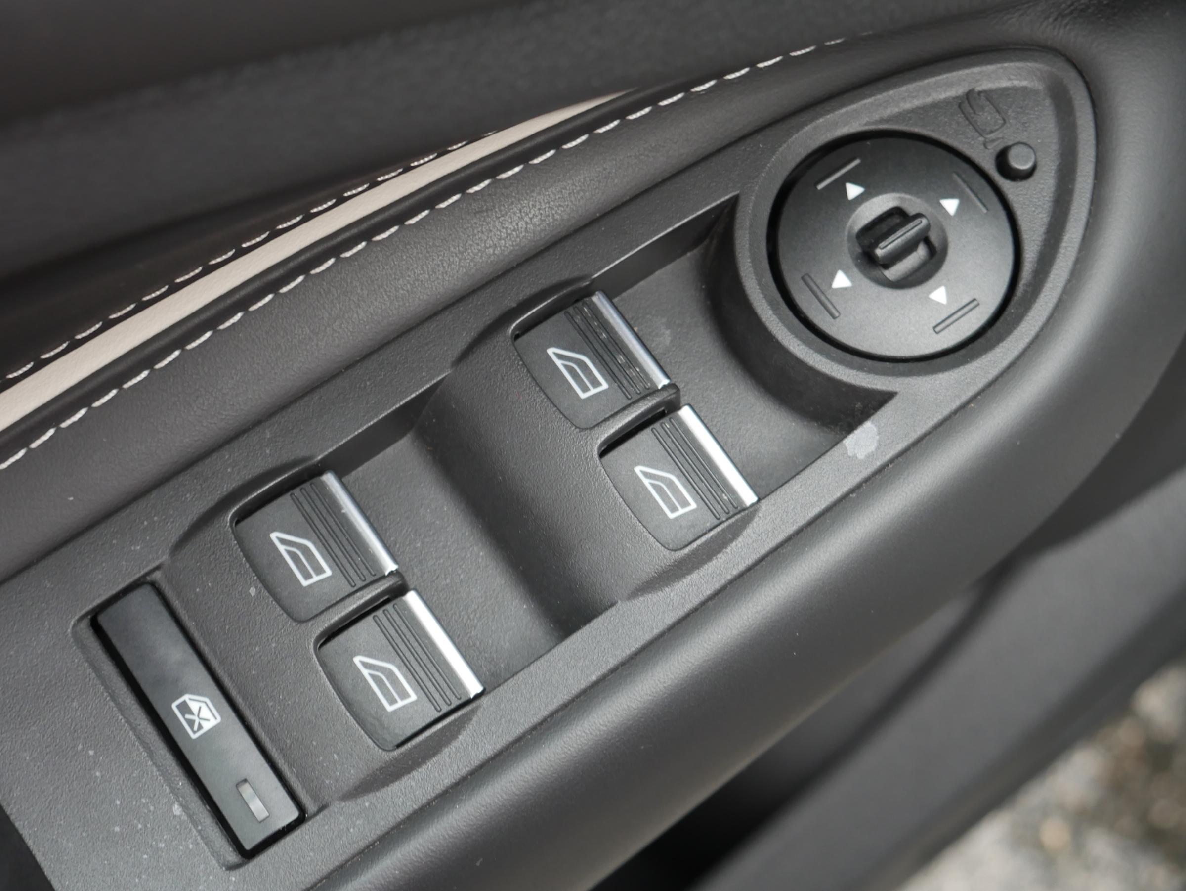 Ford Kuga, 2019 - pohled č. 15