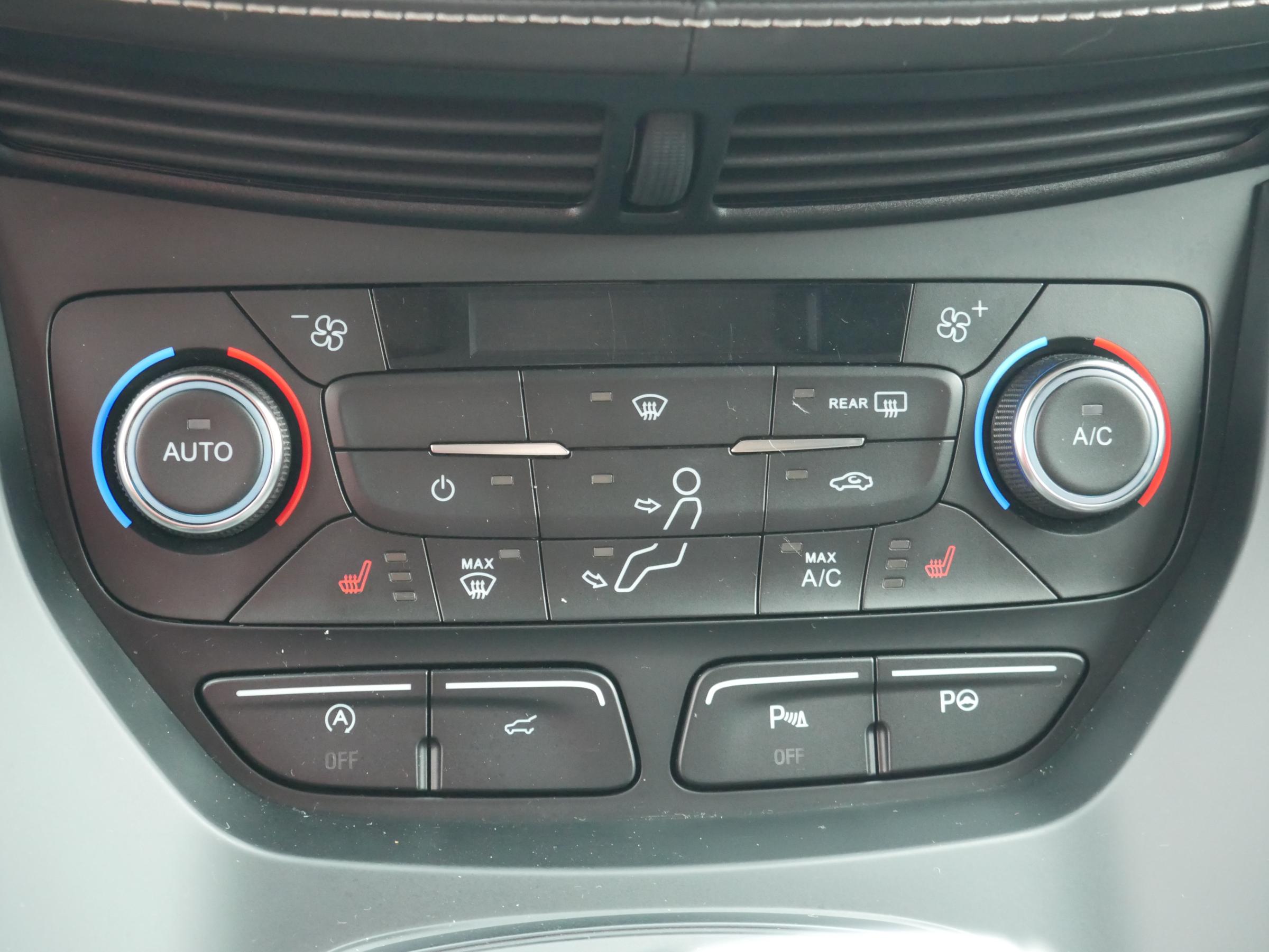 Ford Kuga, 2019 - pohled č. 18