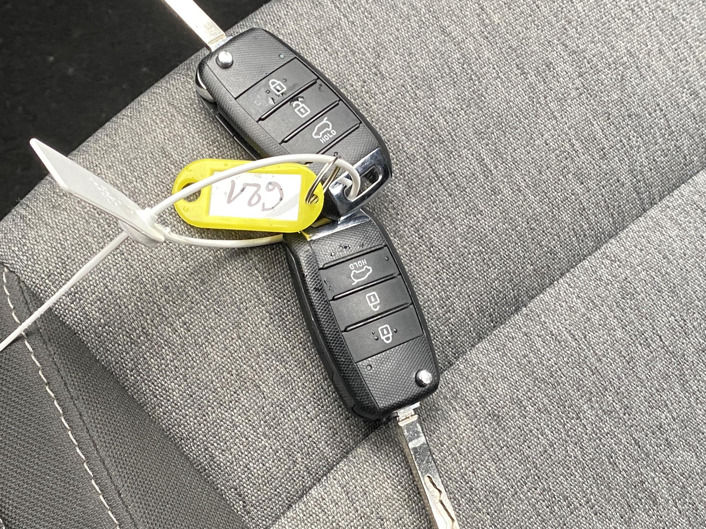 Kia Stonic, 2019 - pohled č. 18