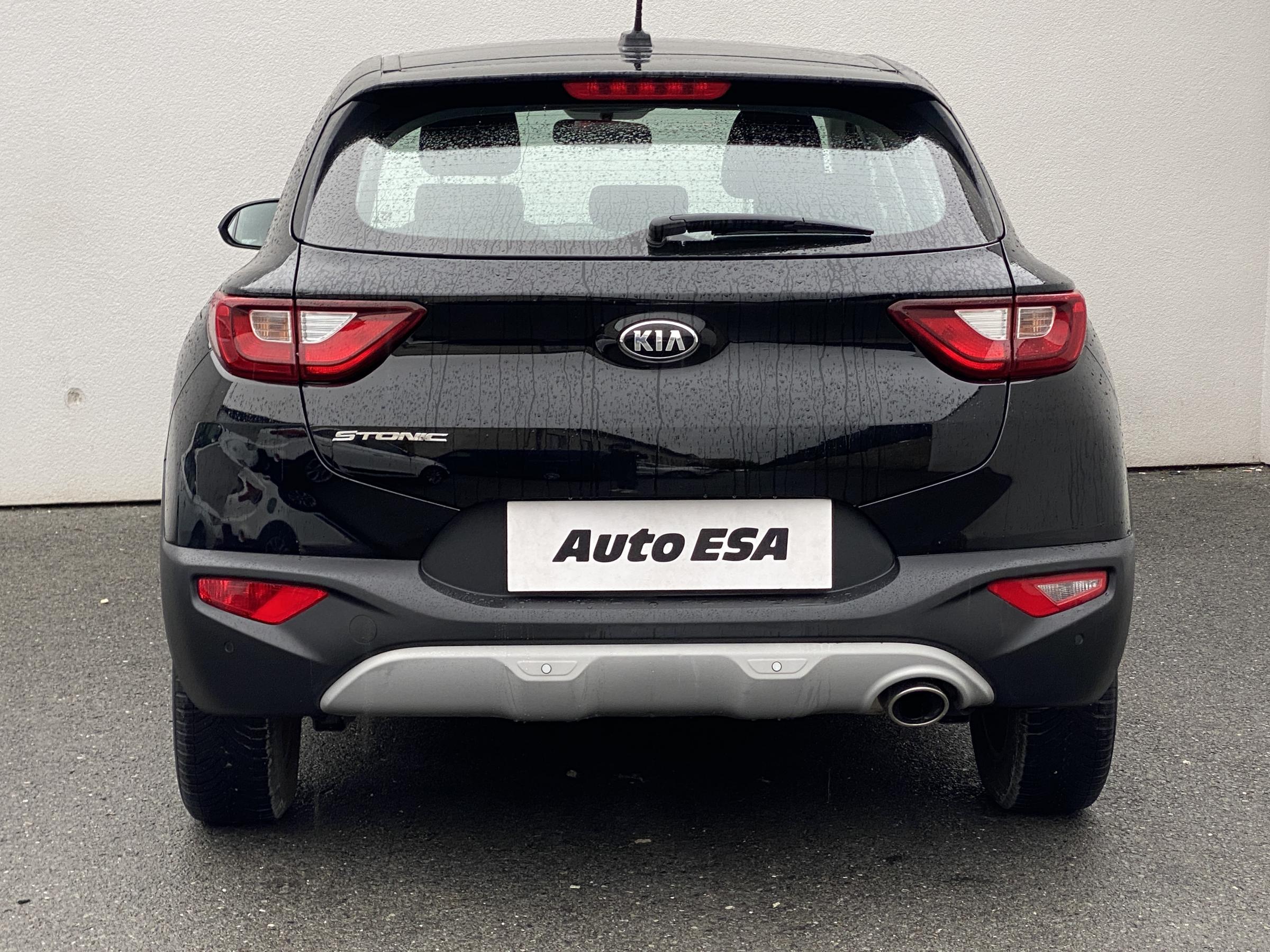 Kia Stonic, 2019 - pohled č. 5