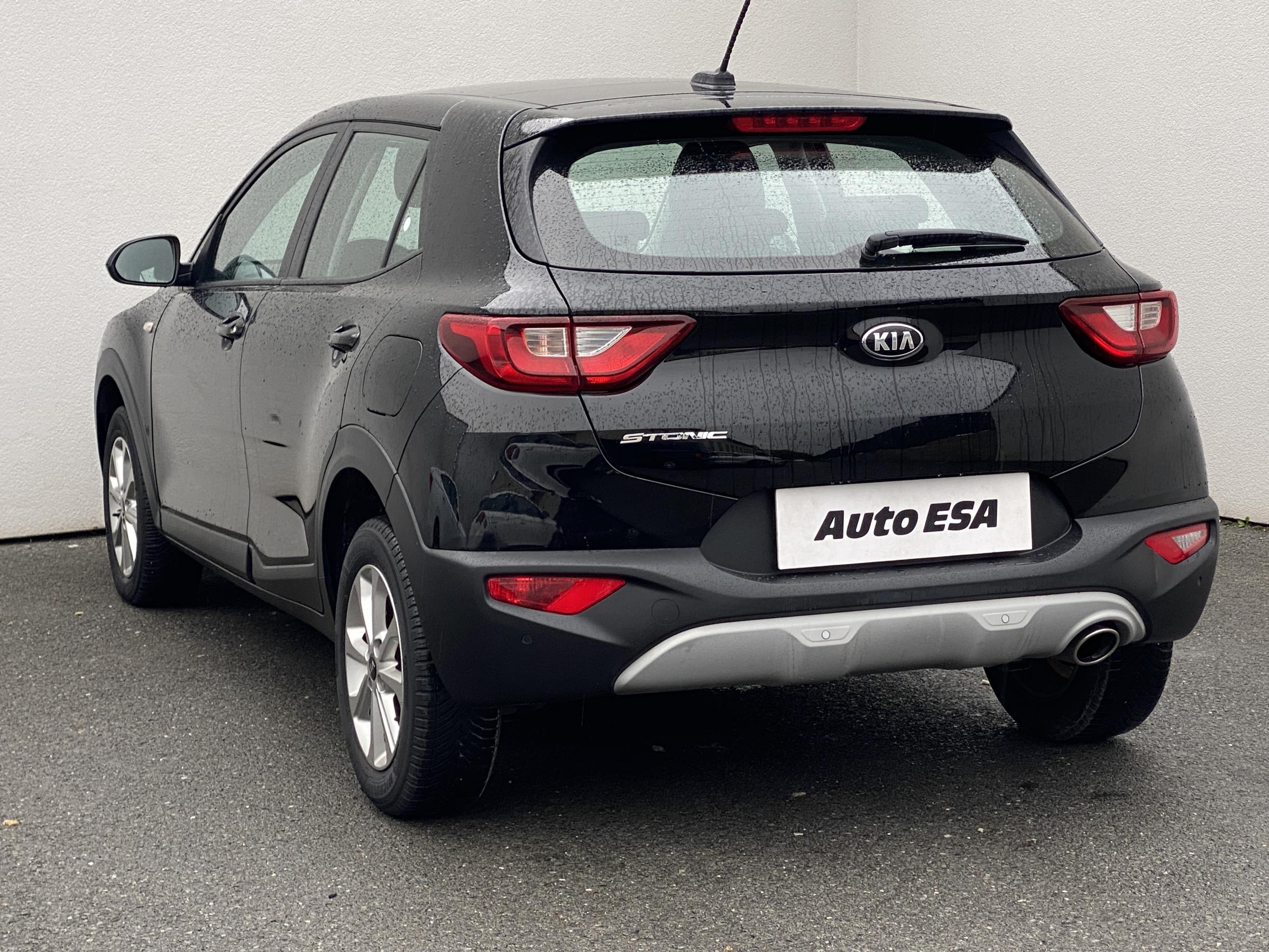 Kia Stonic, 2019 - pohled č. 6